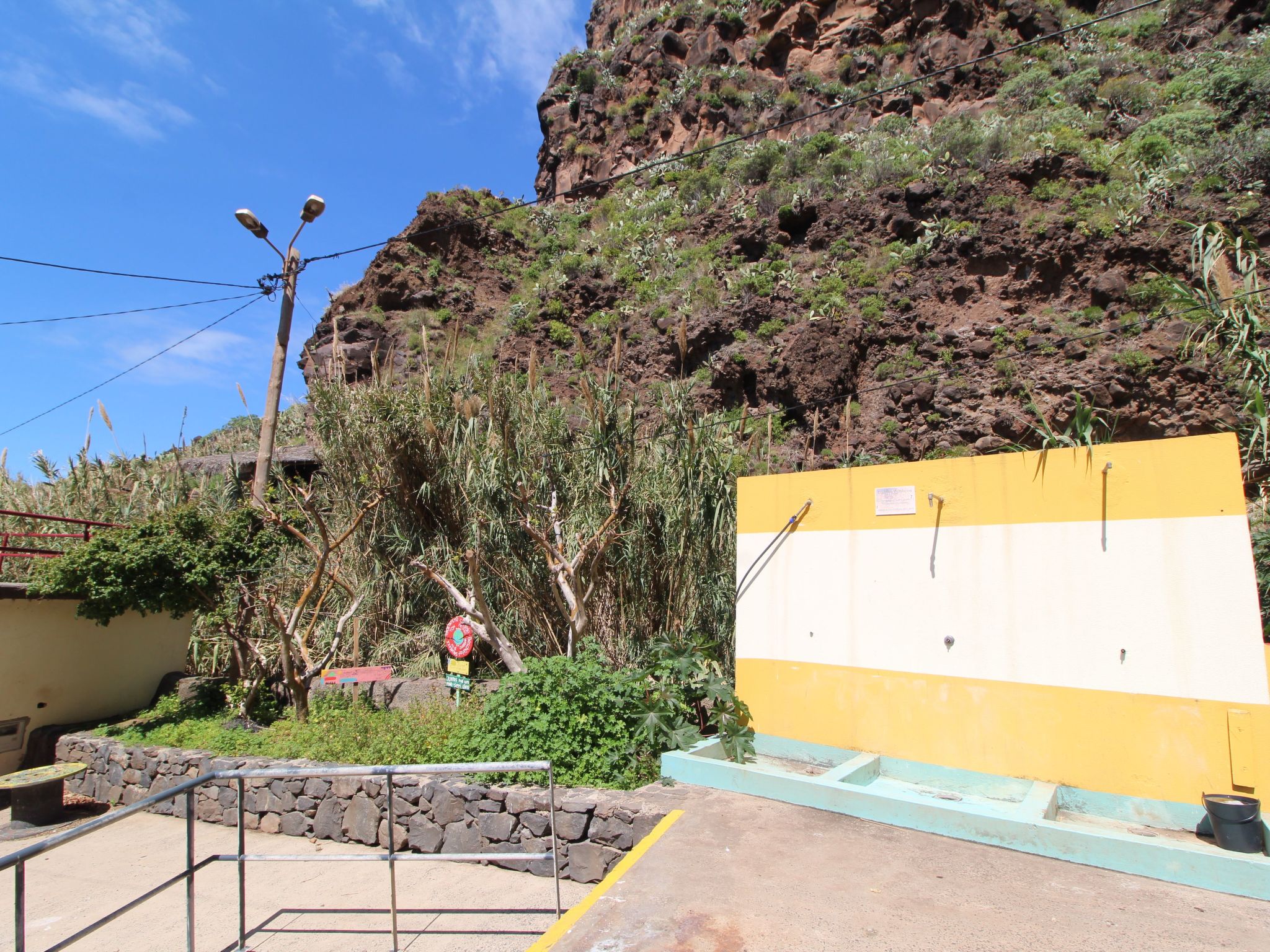 Mit Blick auf das Wasser-Image-tags.info