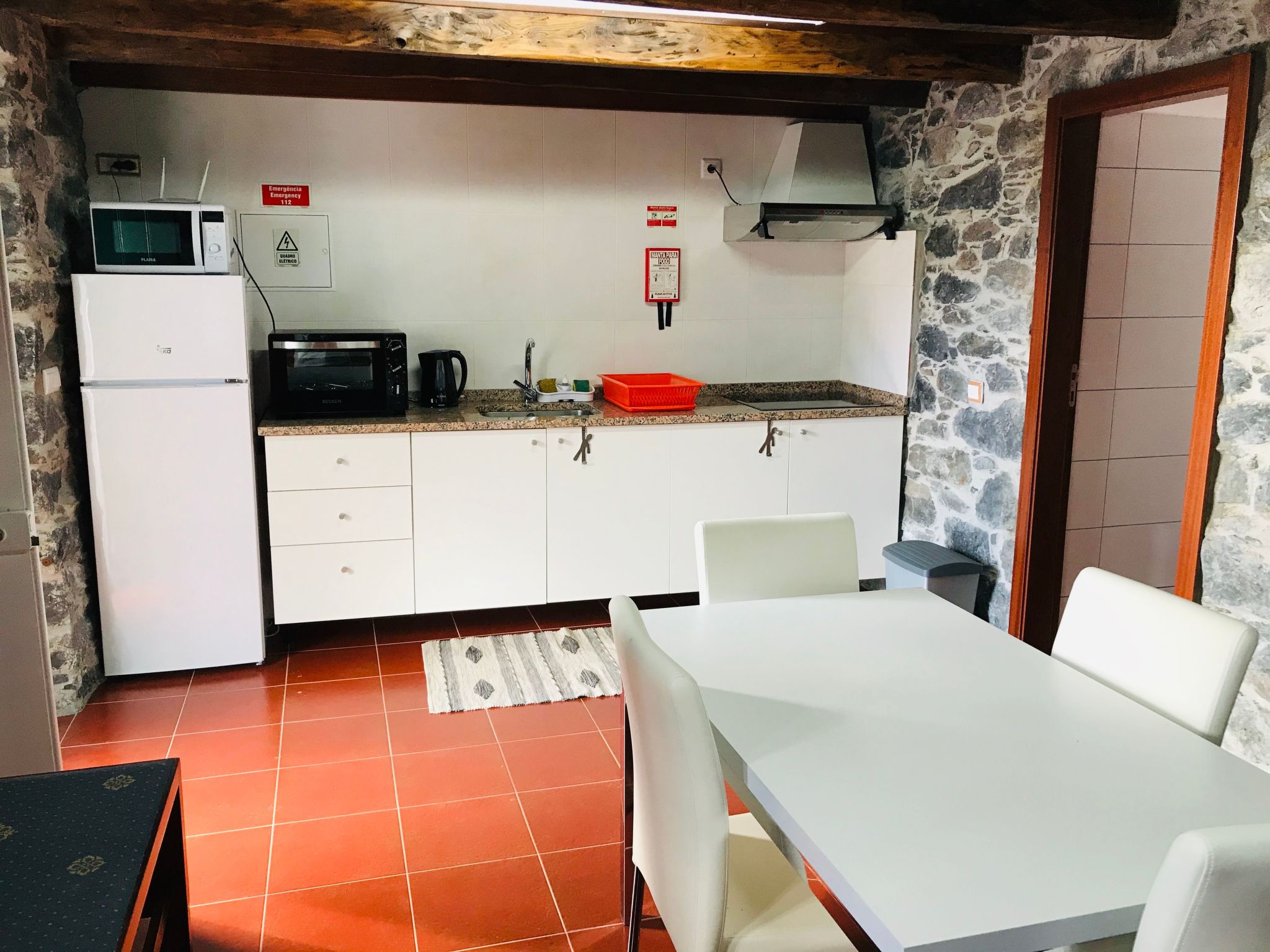 Casa Lugar da Ribeira mit Dachterrasse-Inside