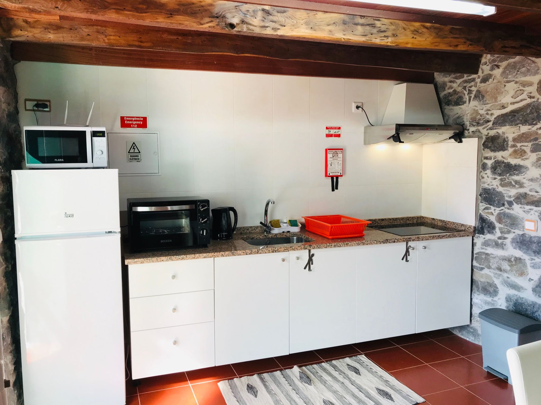 Casa Lugar da Ribeira mit Dachterrasse-Inside