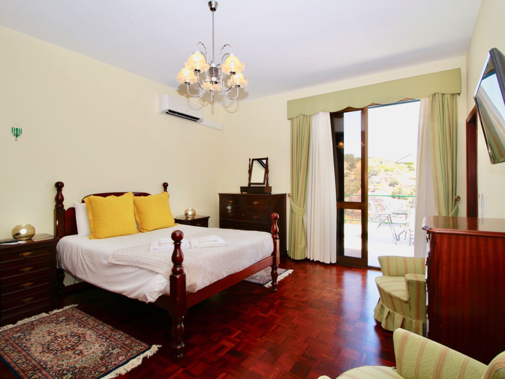 Villa Lapa in Câmara de Lobos-Dedans