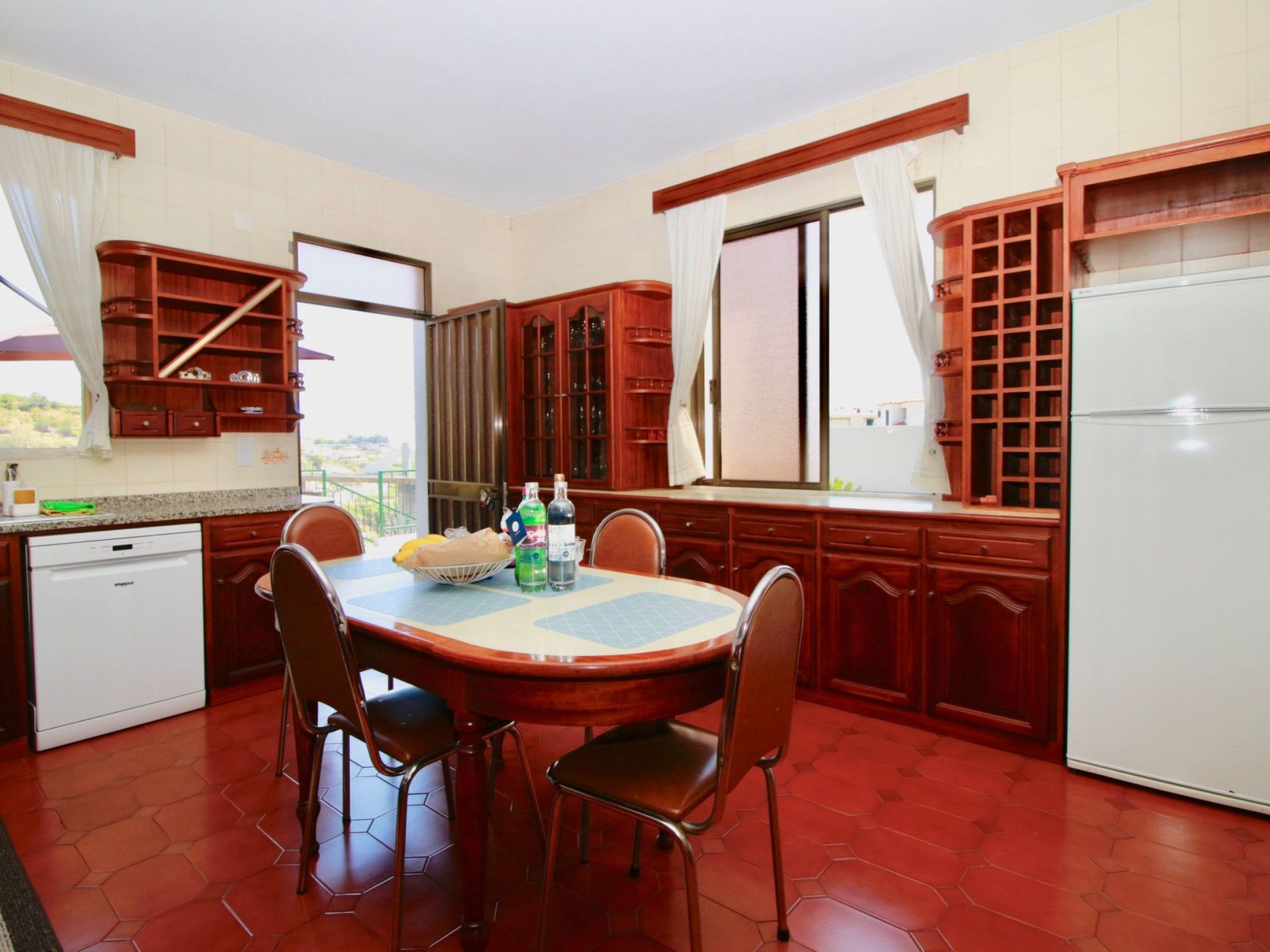 Villa Lapa in Câmara de Lobos-Dedans