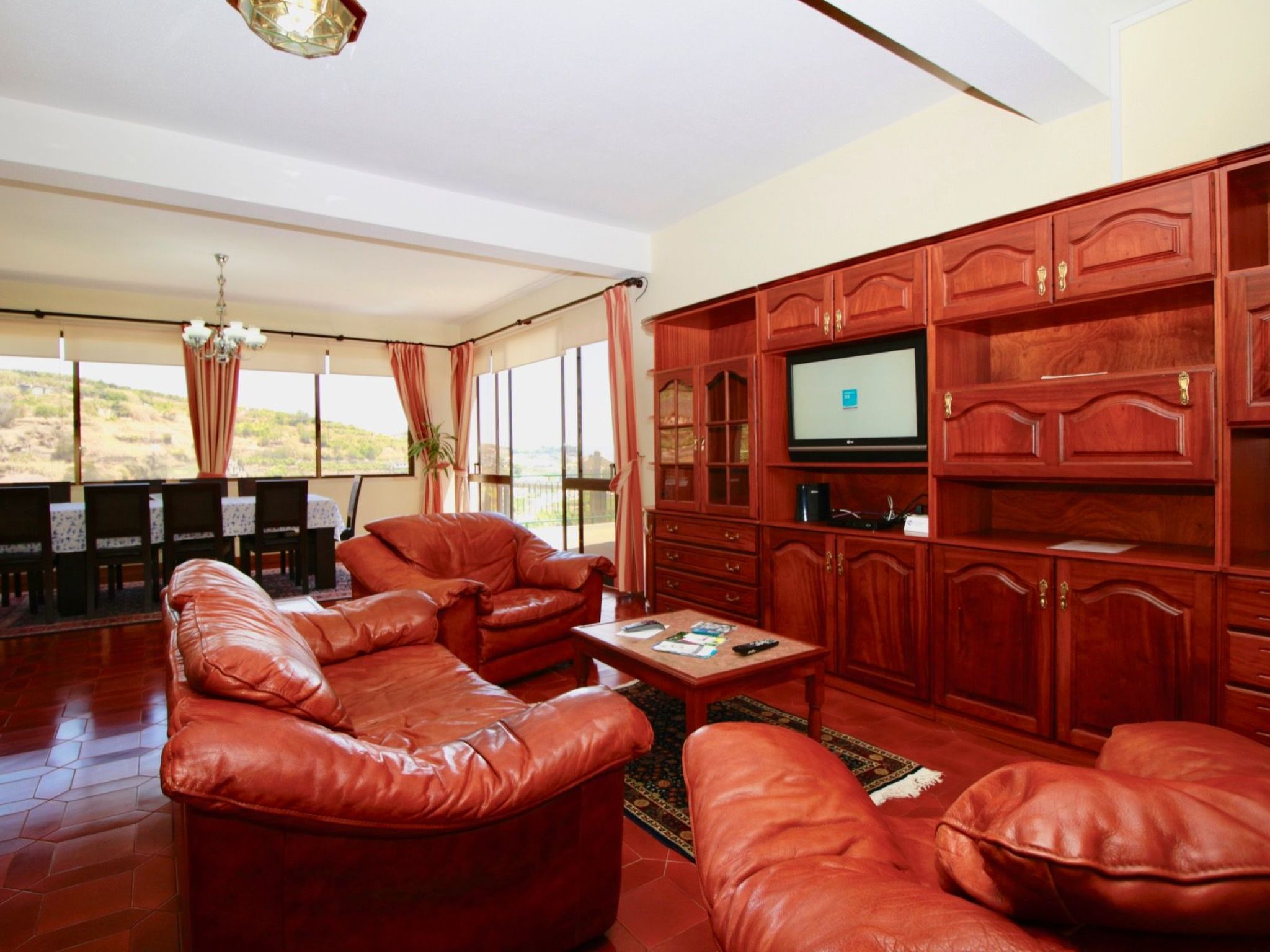 Villa Lapa in Câmara de Lobos-Dedans