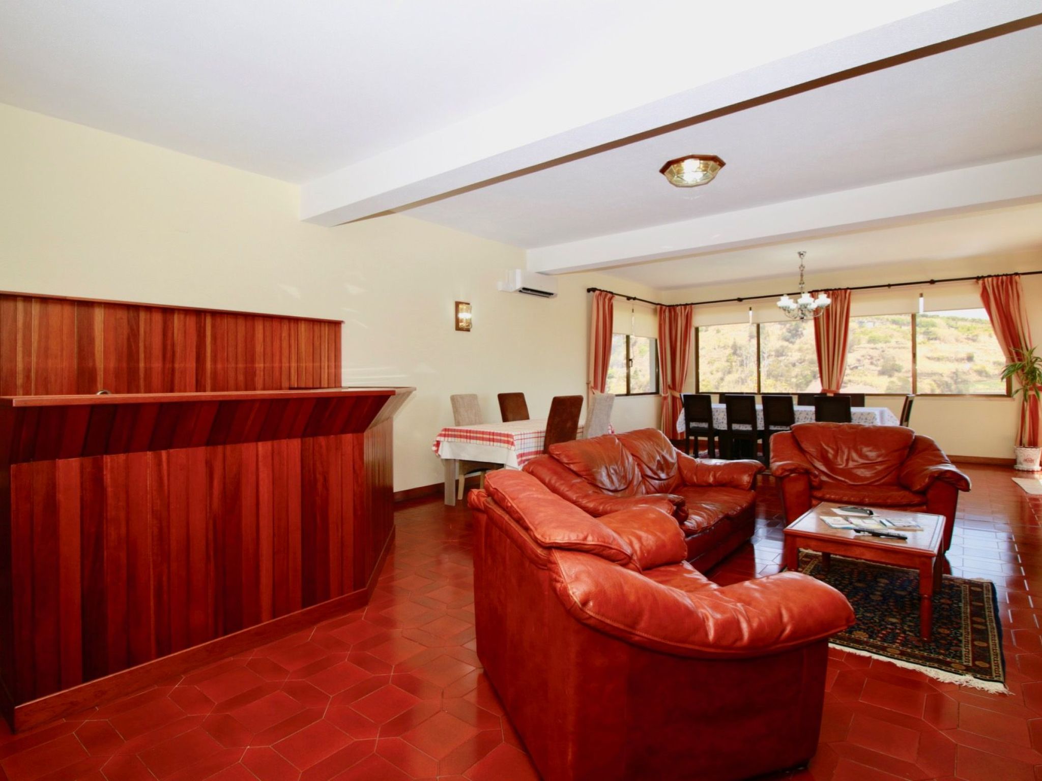 Villa Lapa in Câmara de Lobos-Dedans