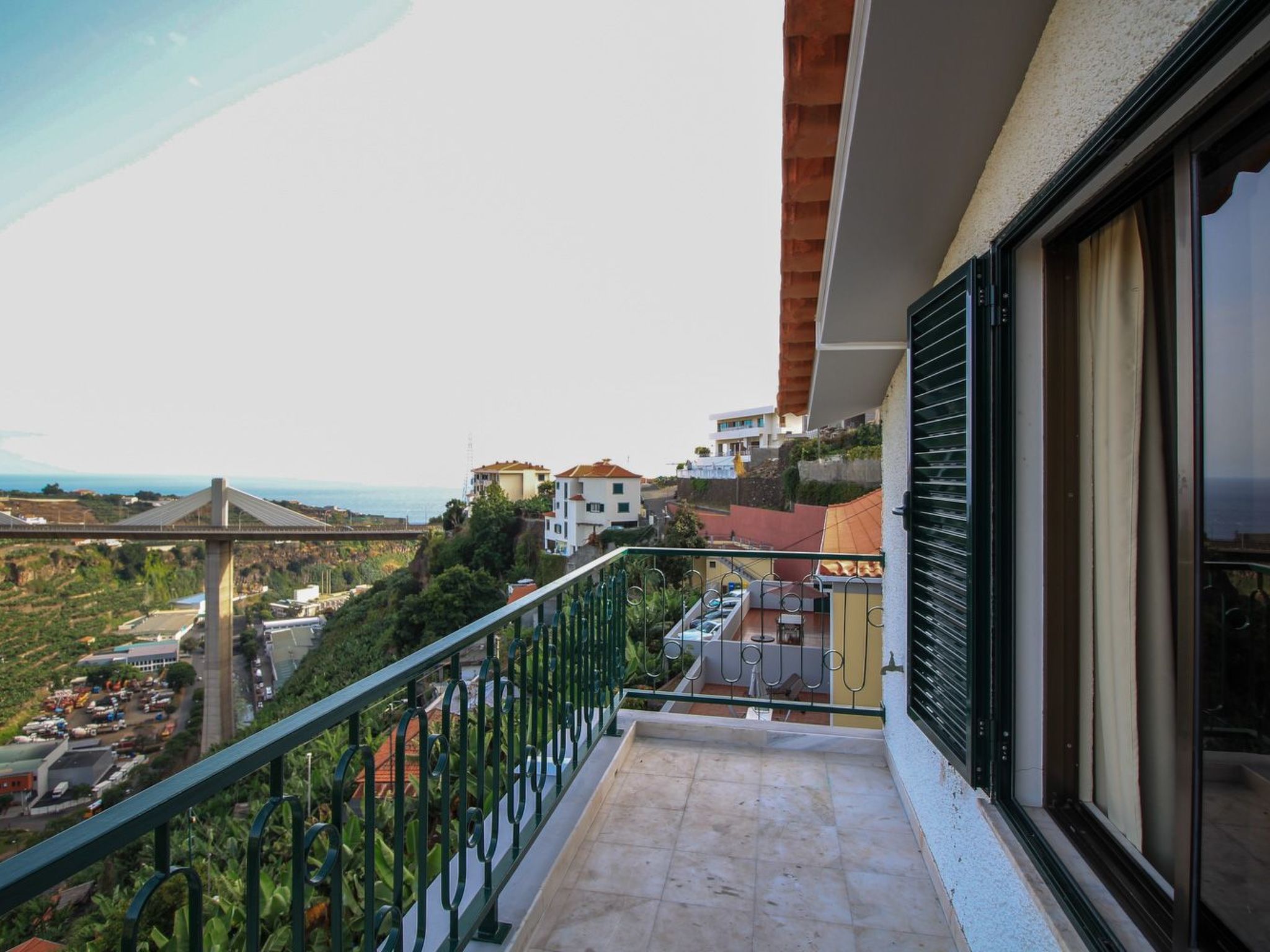 Villa Lapa in Câmara de Lobos-Dedans