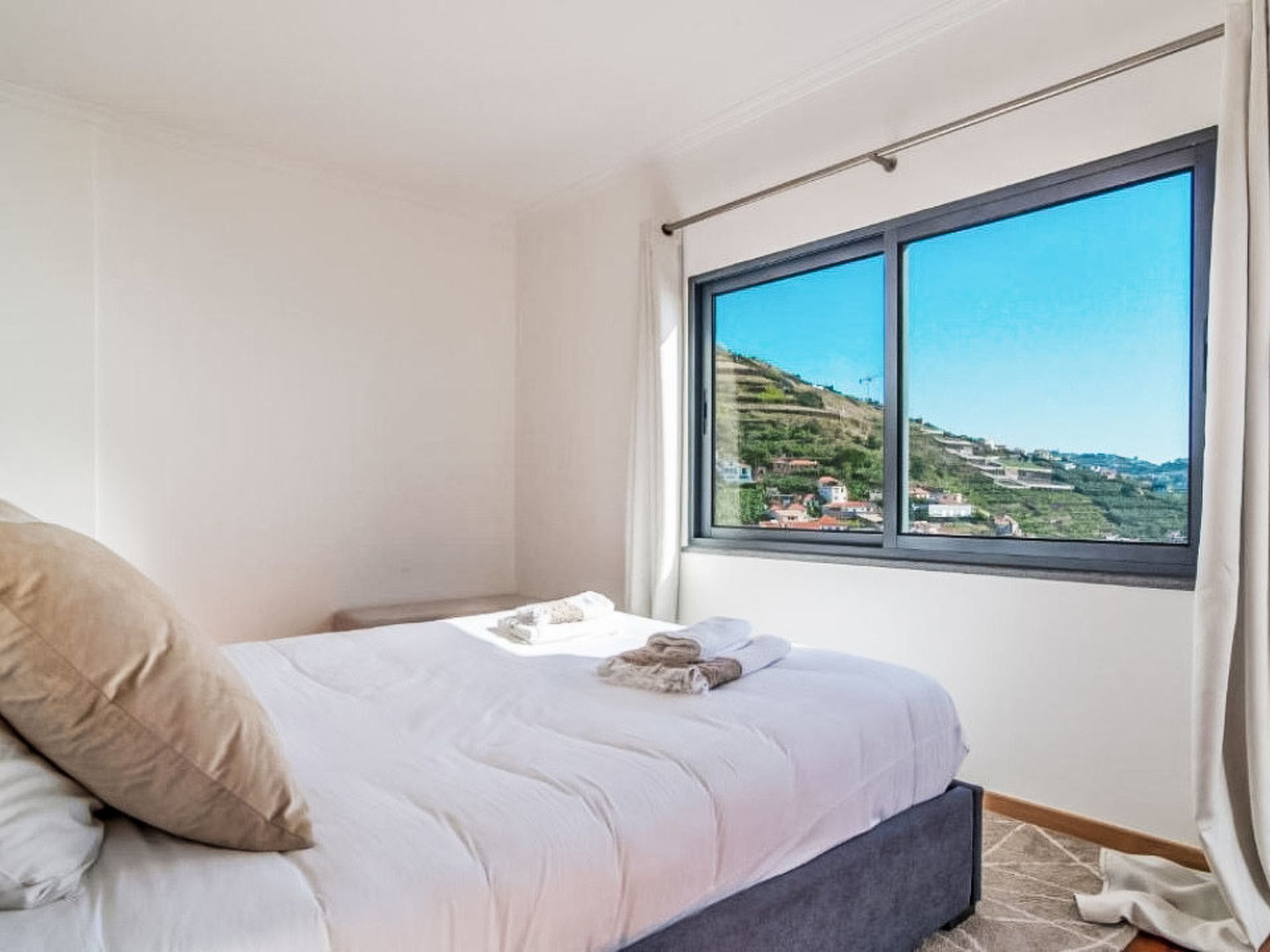 Camara de Lobos Lux - Drinnen