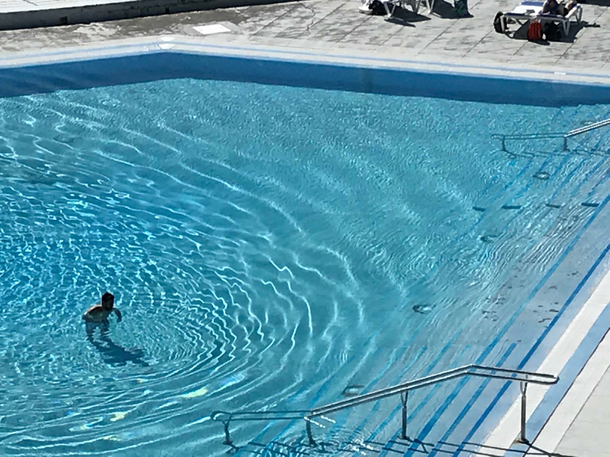 Mit Blick auf das Wasser-Image-tags.info