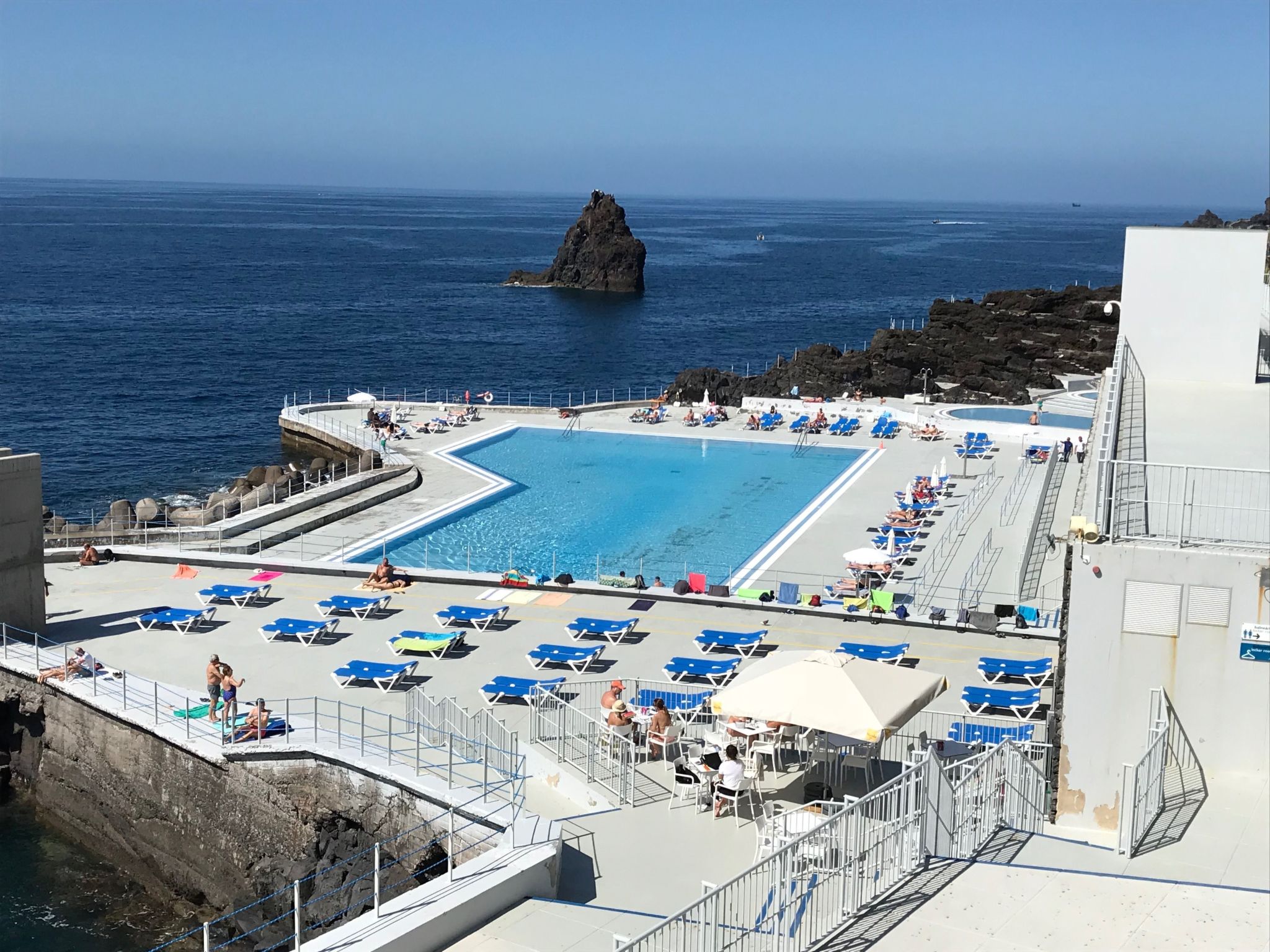 Mit Blick auf das Wasser-Image-tags.info