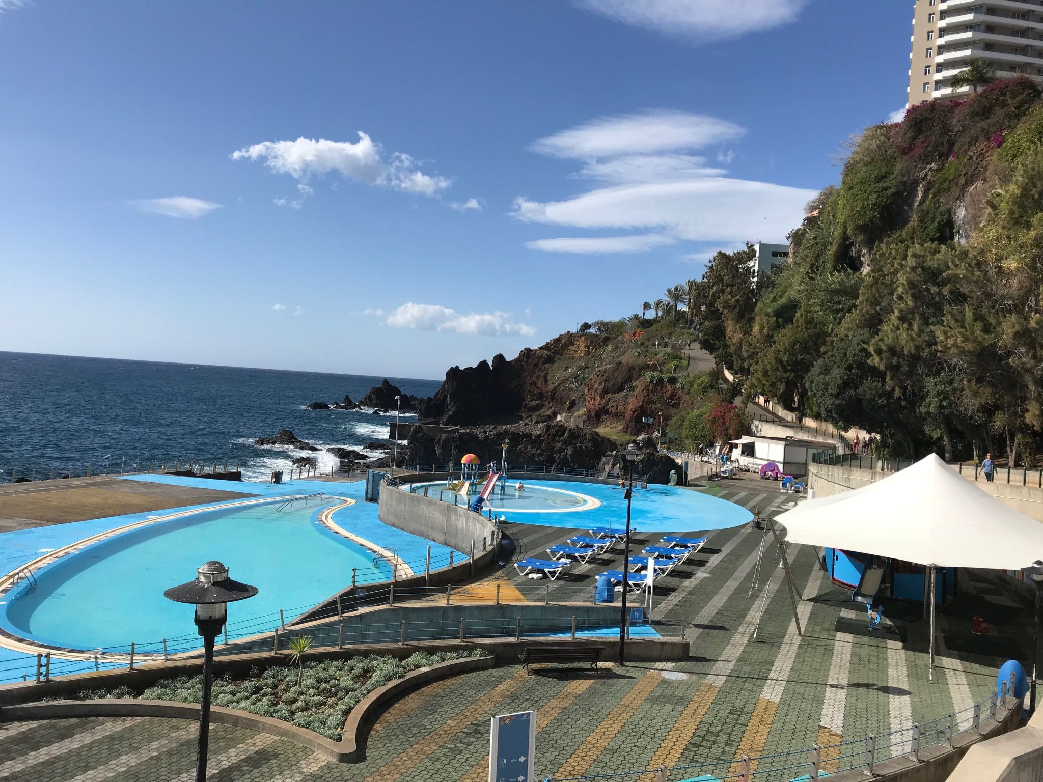 Mit Blick auf das Wasser-Image-tags.info