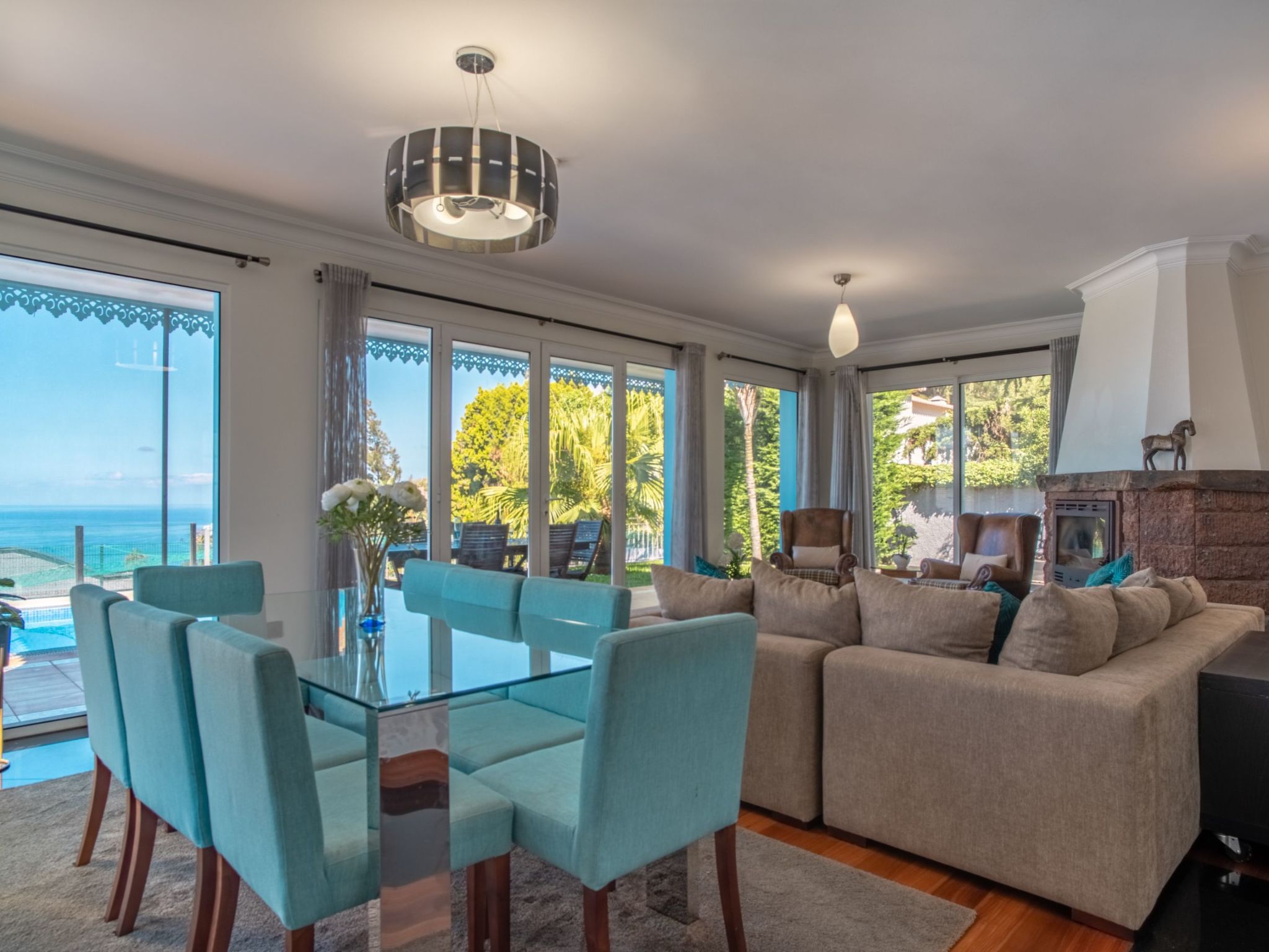 Villa Loreina Schloss-Dedans