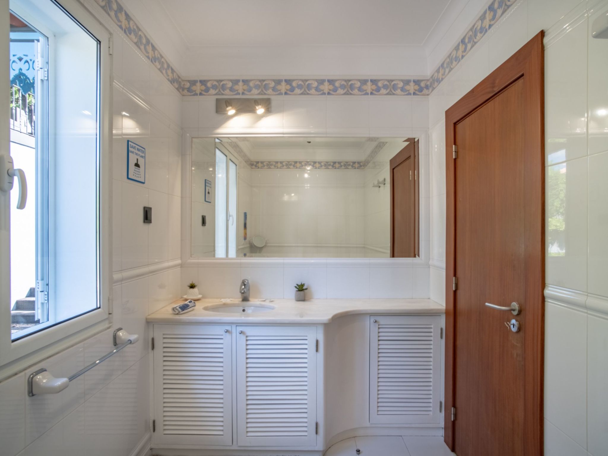 Villa Loreina Schloss-Image-tags.info