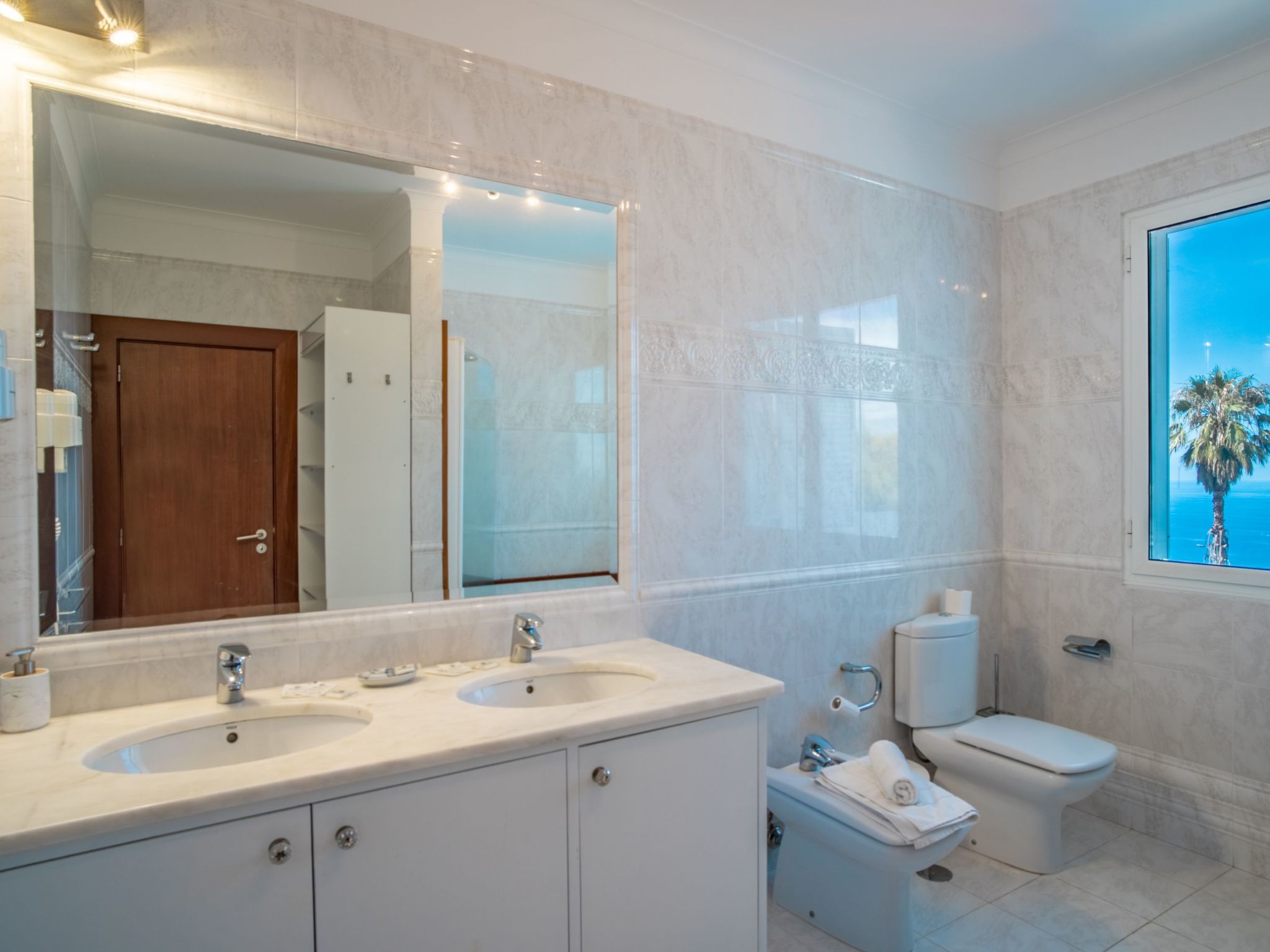 Villa Loreina Schloss-Dedans