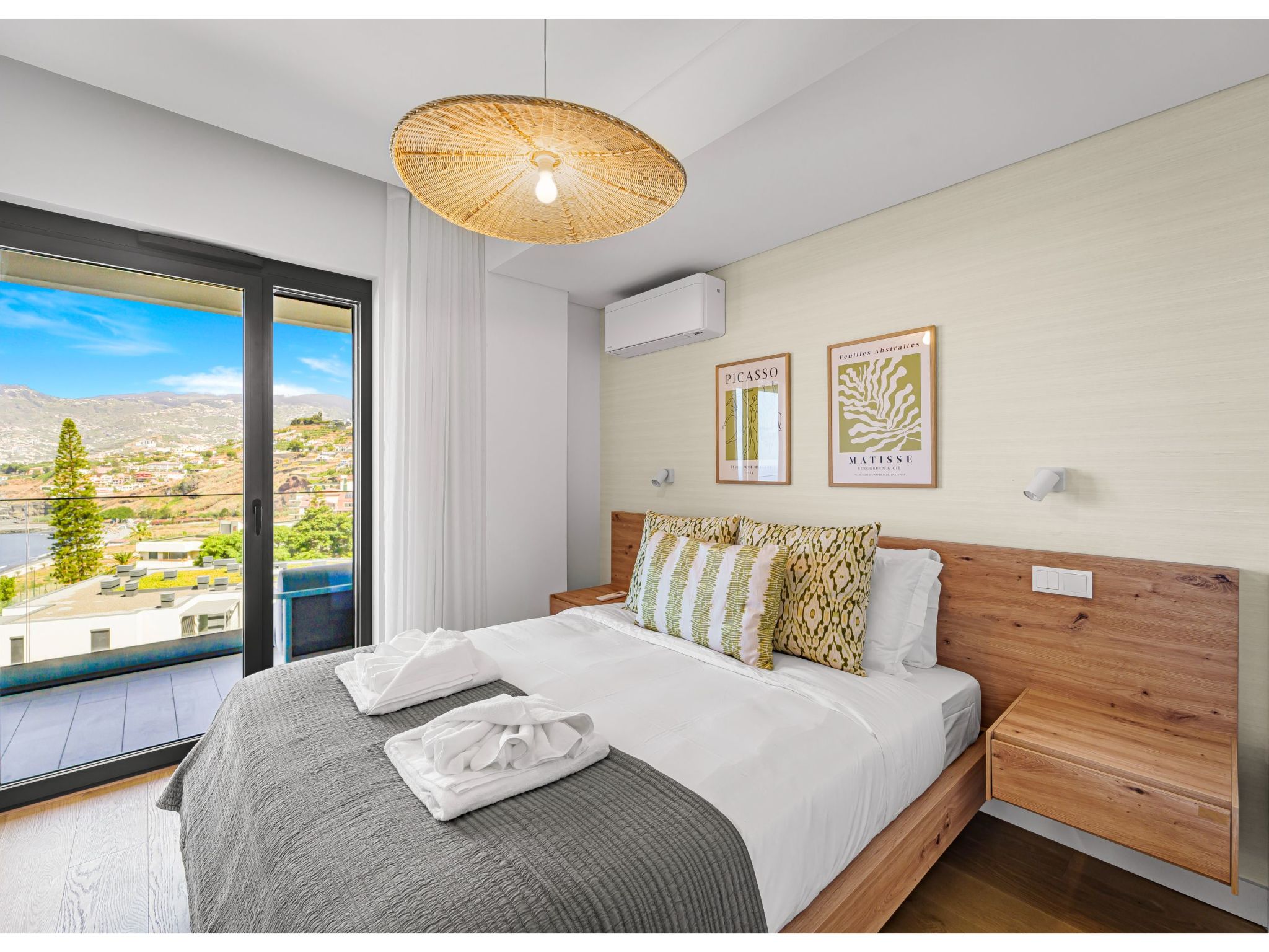 Wohnung "Aqua Luxe Wohnung"-Image-tags.info