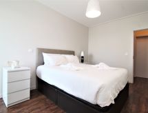 Stijlvol appartement met zwembad en garage in Funchal, vlakbij centrum - thumbnail 2