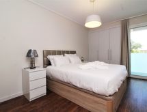 Stijlvol appartement met zwembad en garage in Funchal, vlakbij centrum - thumbnail 4