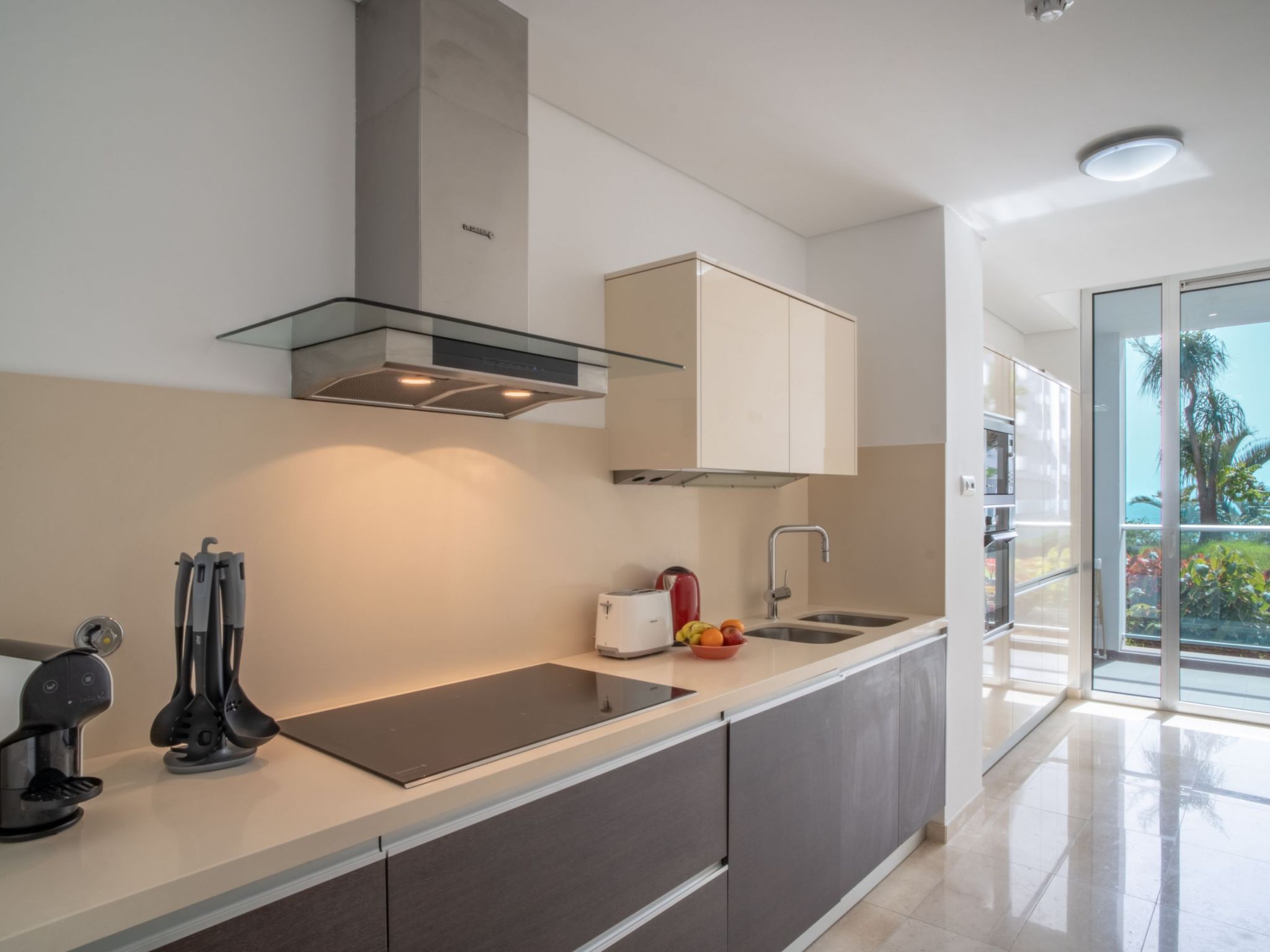 Für 8 Personen ca. 150 m&sup2; in São Martinho, Madeira (Südküste von Madeira)-Image-tags.info