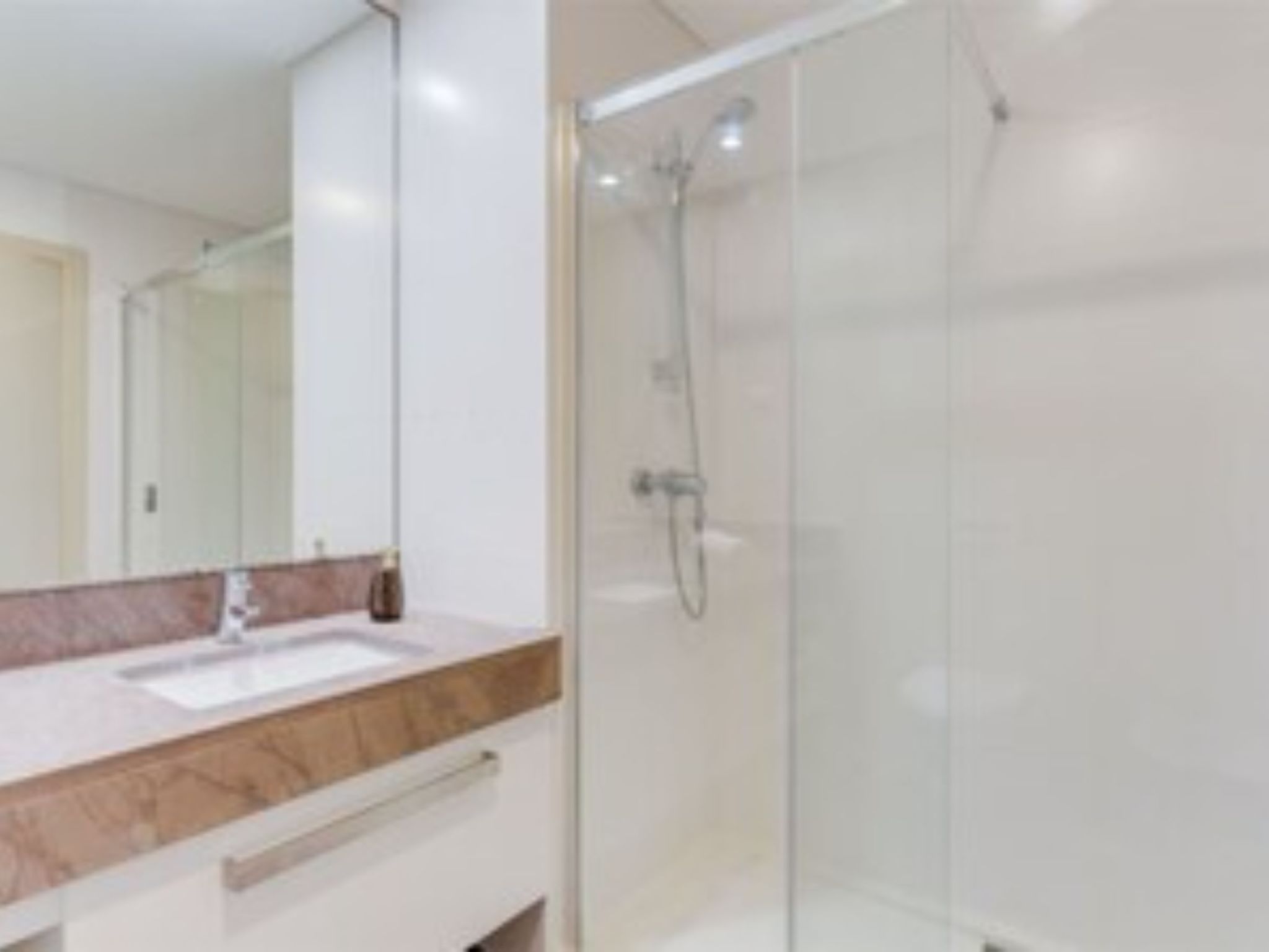 Für 6 Personen ca. 120 m&sup2; in São Martinho, Madeira (Südküste von Madeira)-Binnen