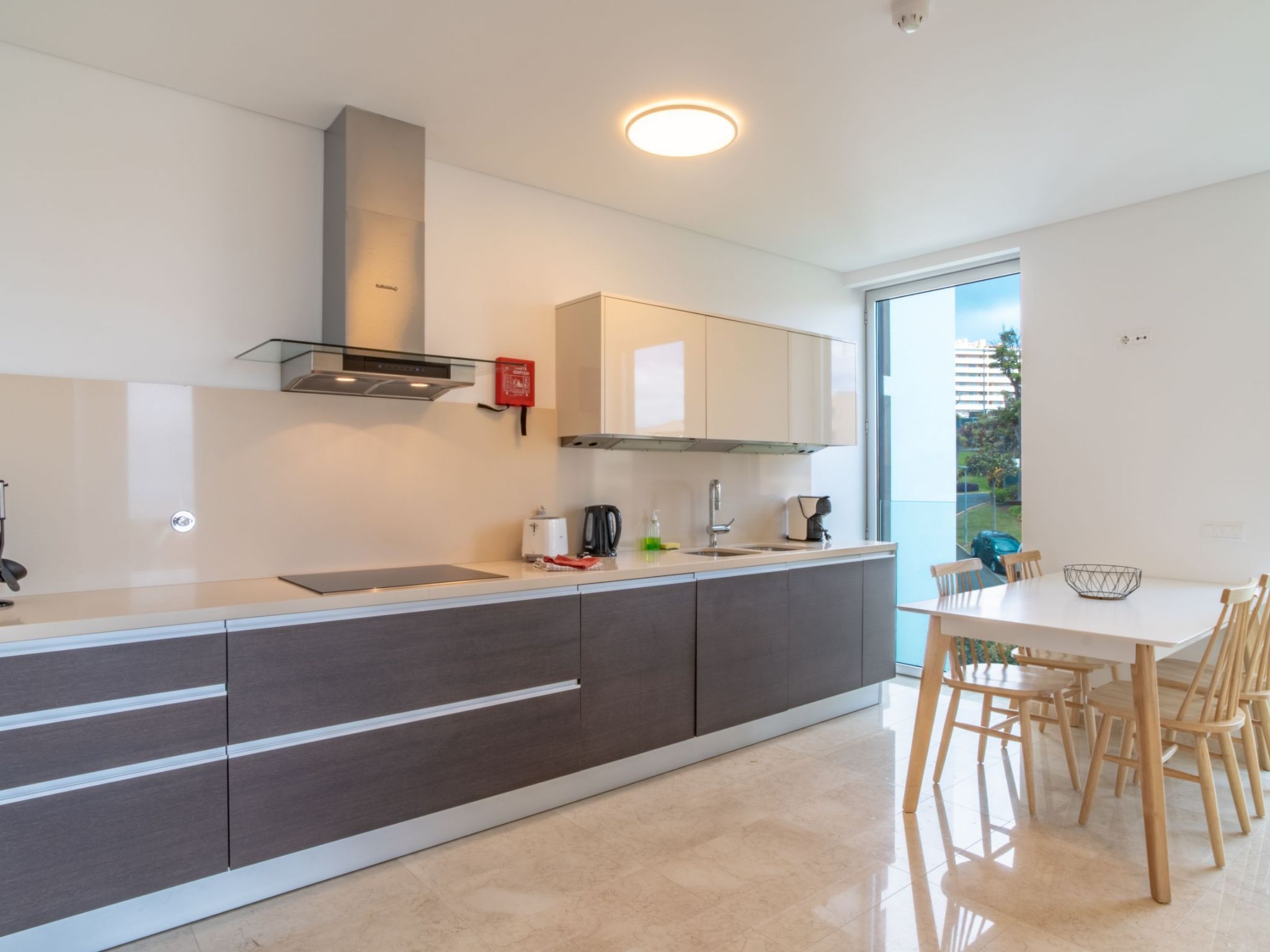 Für 6 Personen ca. 120 m&sup2; in São Martinho, Madeira (Südküste von Madeira)-Image-tags.info