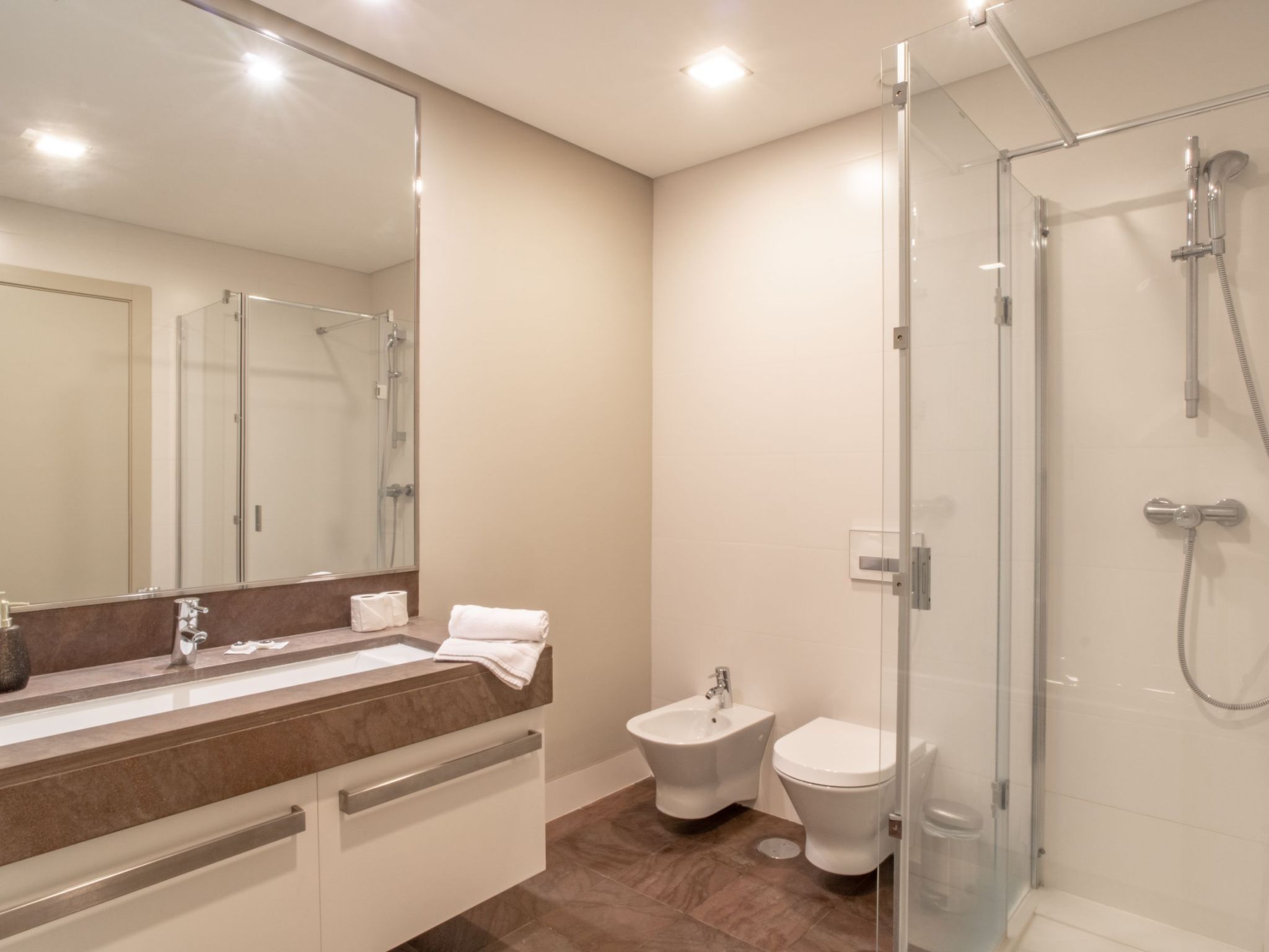 Für 6 Personen ca. 120 m&sup2; in São Martinho, Madeira (Südküste von Madeira)-Image-tags.info