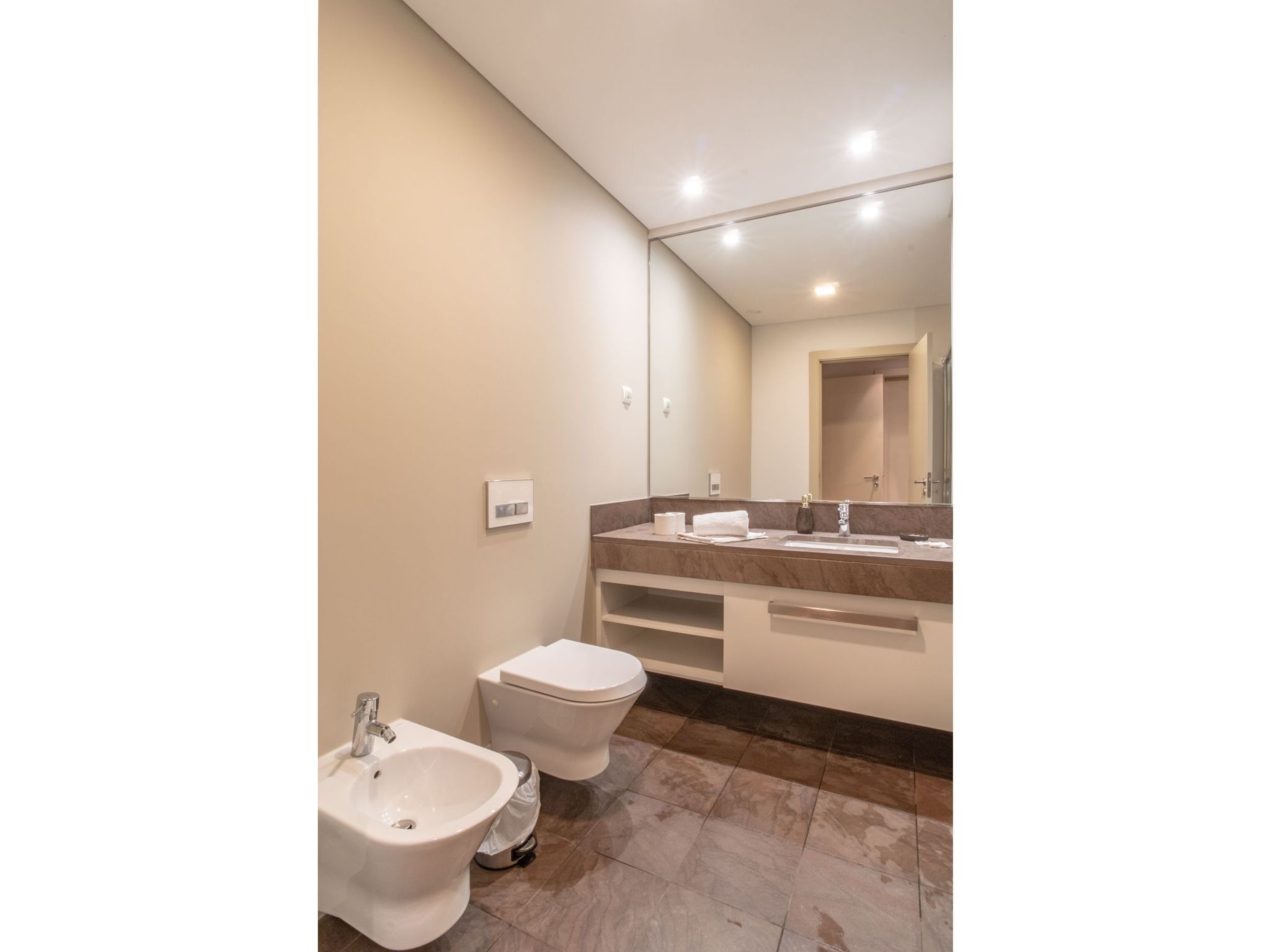 Für 6 Personen ca. 120 m&sup2; in São Martinho, Madeira (Südküste von Madeira)-Dedans