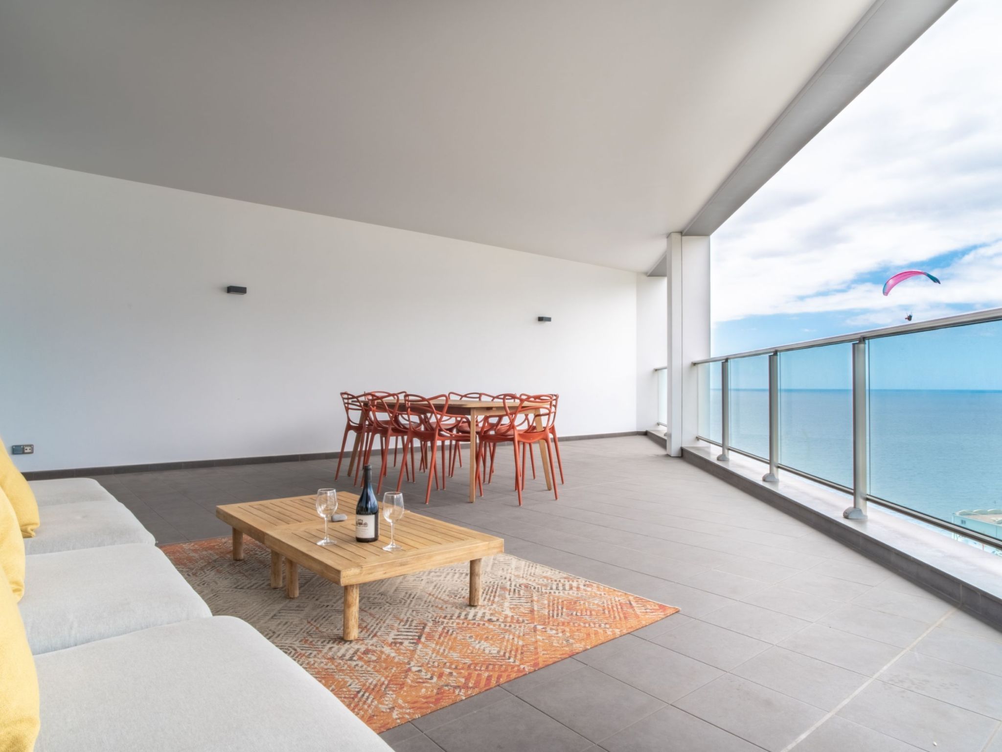 Für 6 Personen ca. 120 m&sup2; in São Martinho, Madeira (Südküste von Madeira)-Image-tags.info