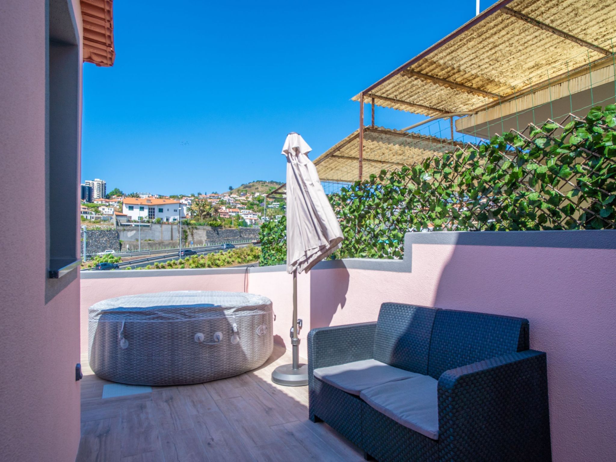 "Sunny II" mit Whirlpool-Binnen