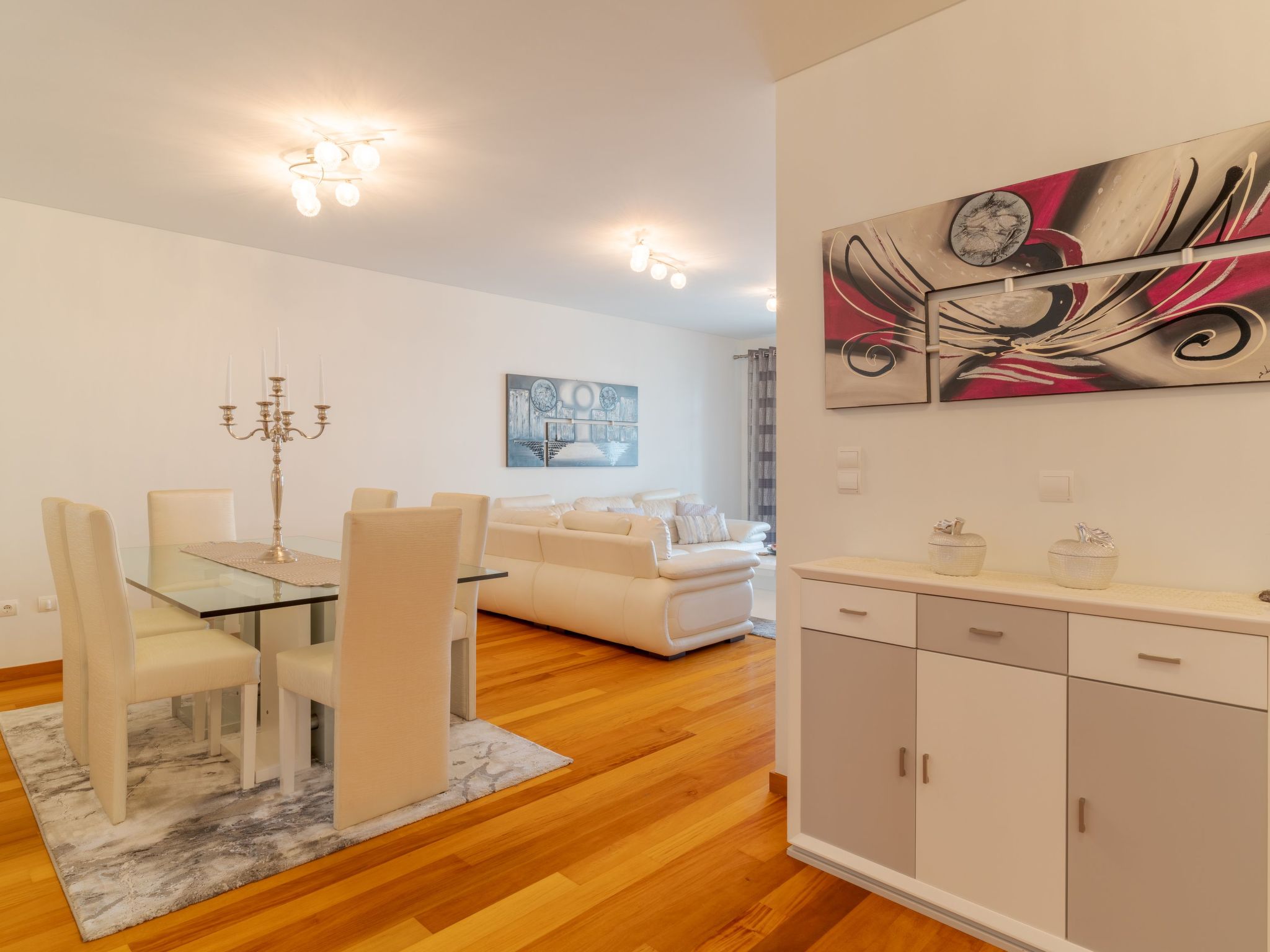 Photo of mit gemeinschaftlichem Pool