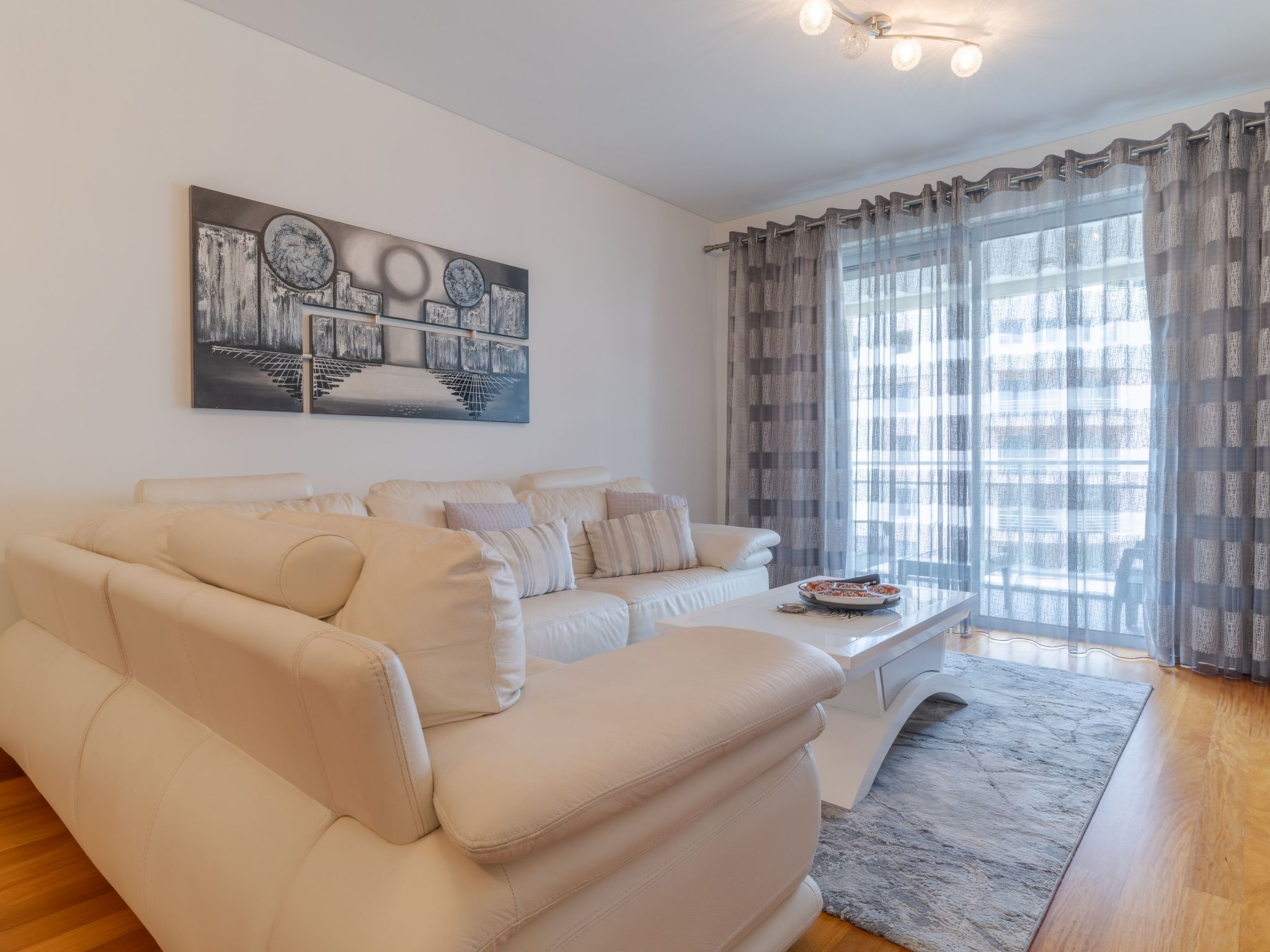 Photo of mit gemeinschaftlichem Pool