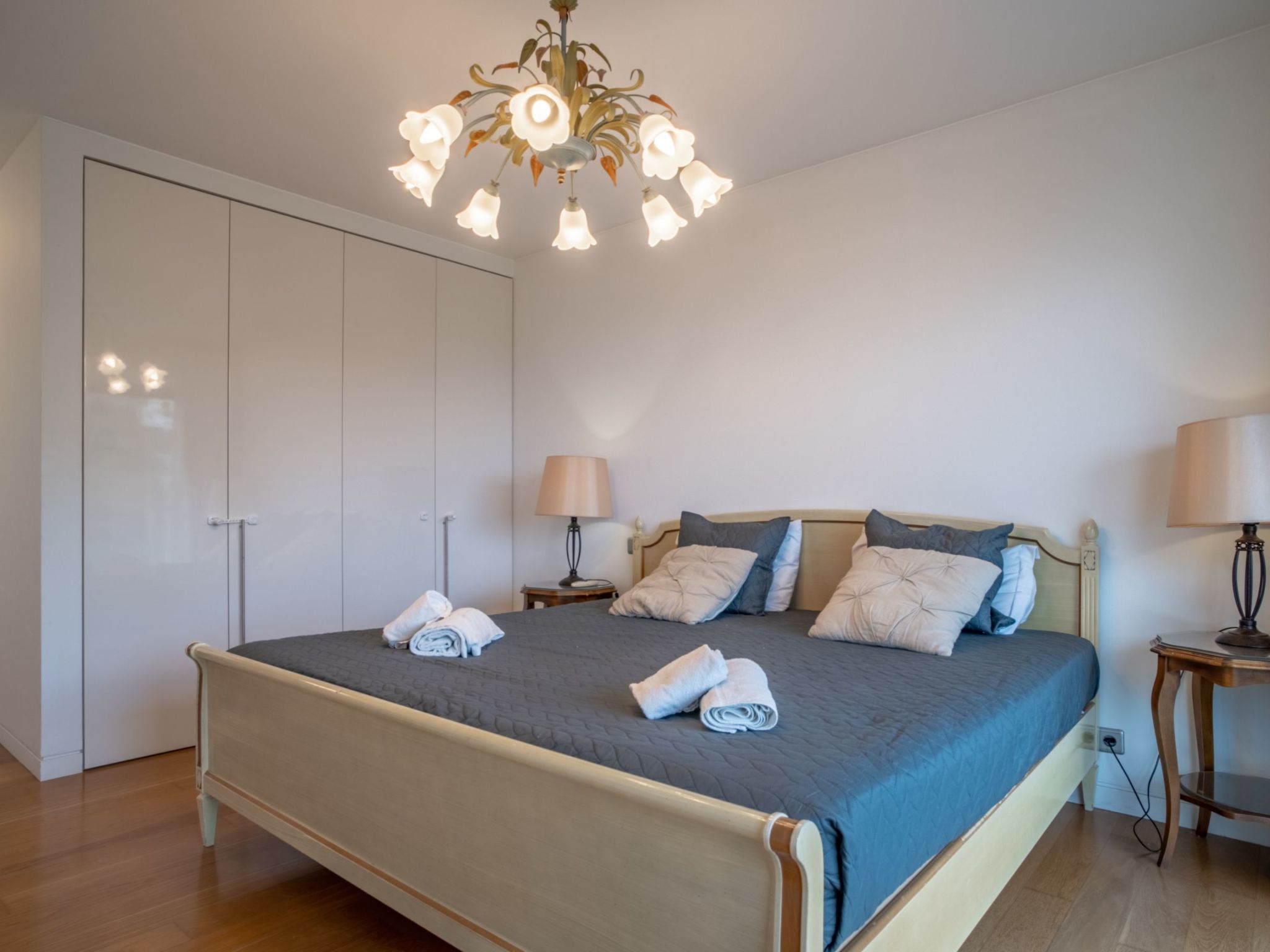 Ferienvilla "Gold Villa" mit eigenem Pool-Image-tags.info