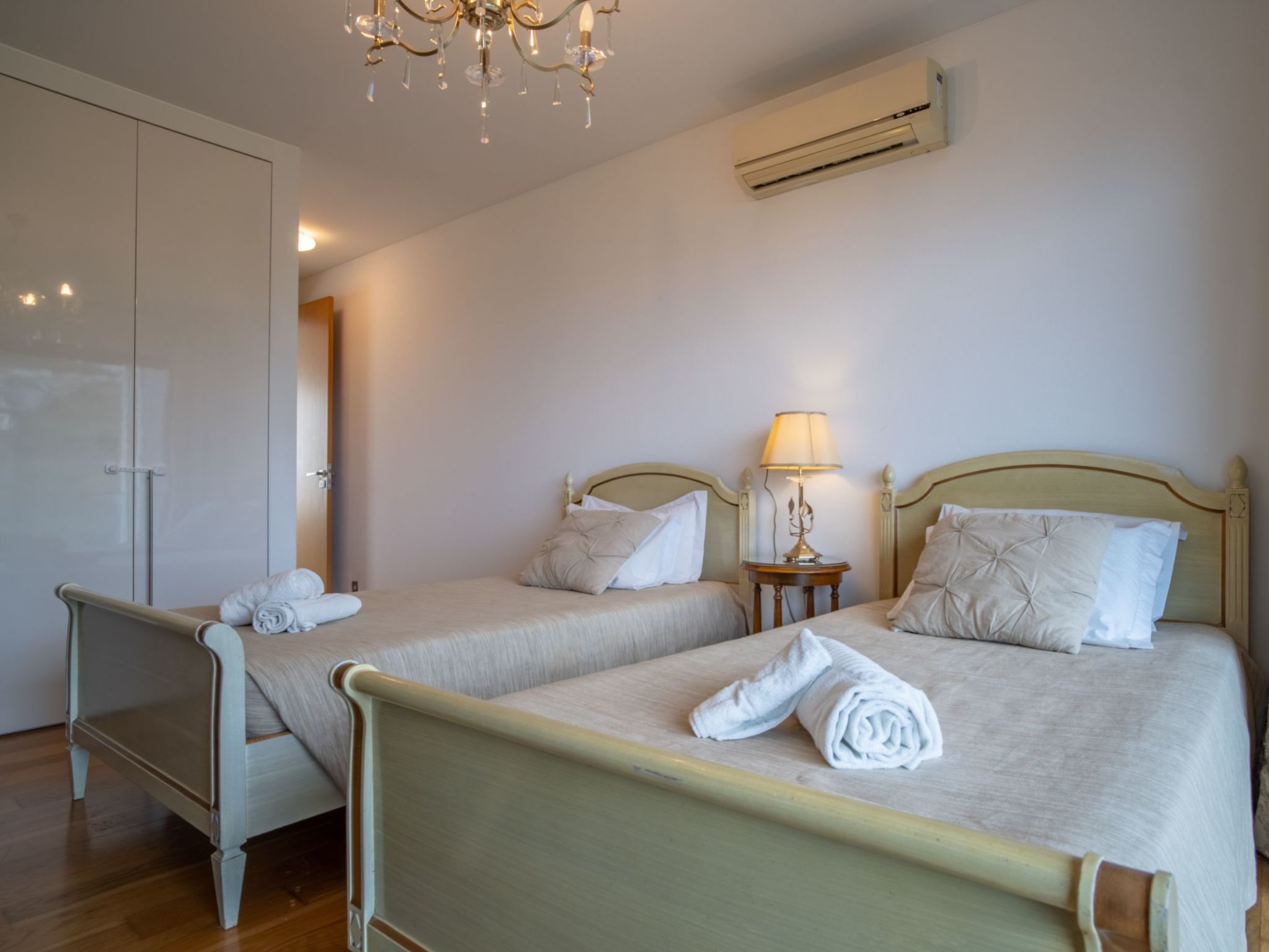 Ferienvilla "Gold Villa" mit eigenem Pool-Image-tags.info