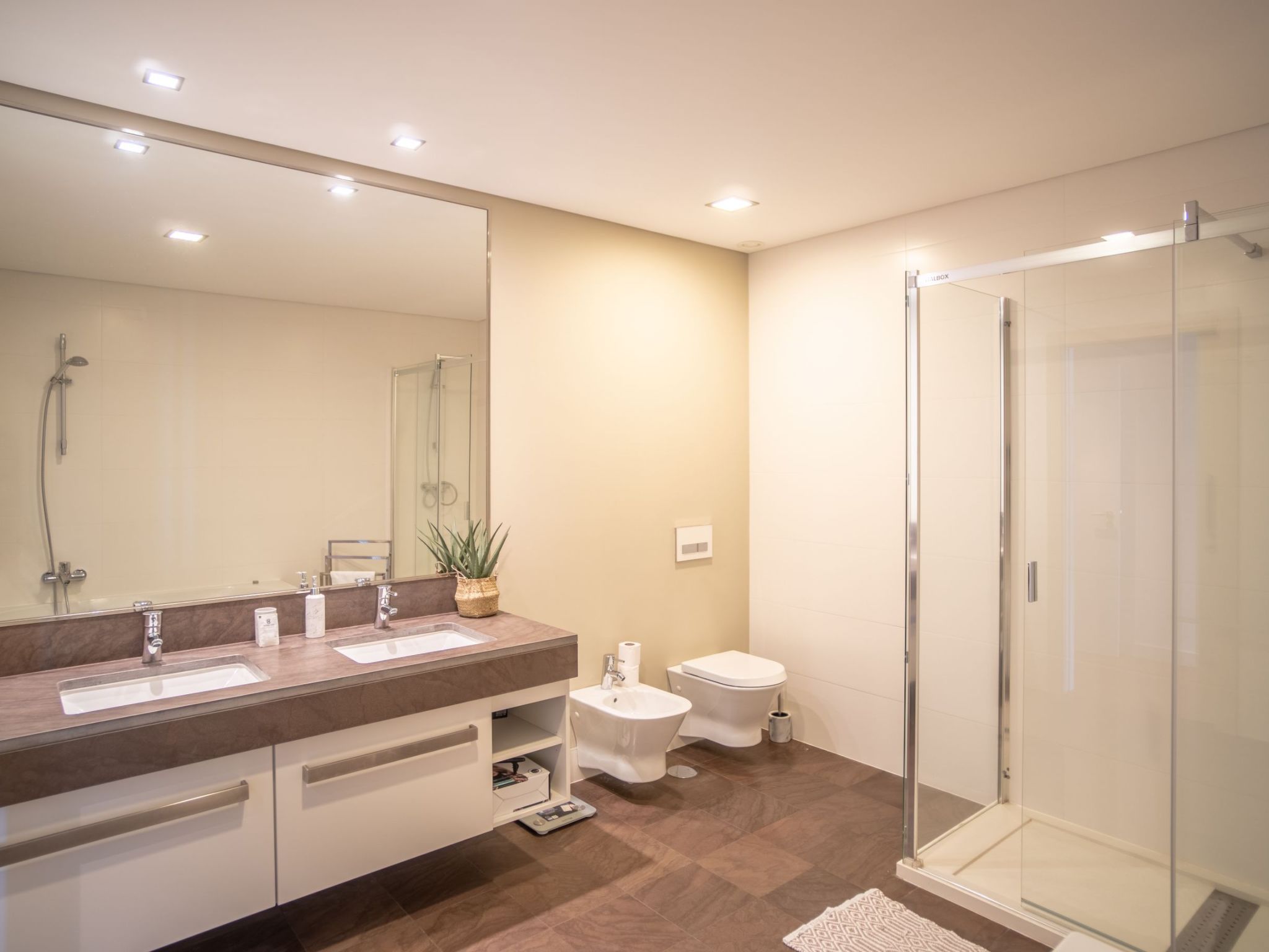 Für 8 Personen ca. 150 m&sup2; in São Martinho, Madeira (Südküste von Madeira)-Image-tags.info