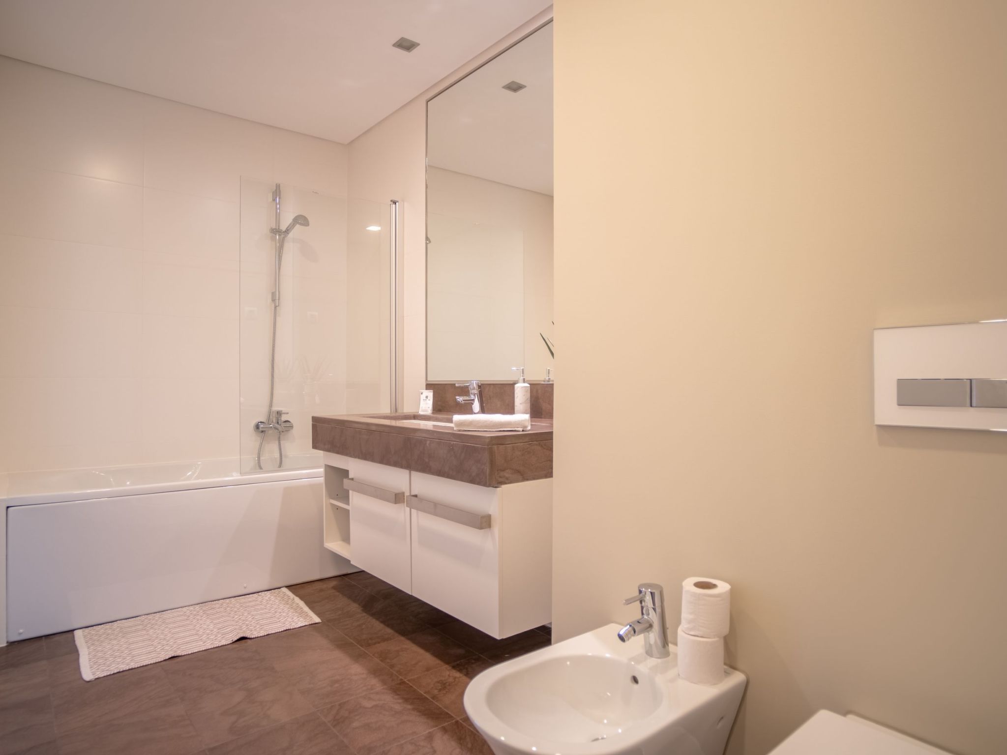 Für 8 Personen ca. 150 m&sup2; in São Martinho, Madeira (Südküste von Madeira)-Image-tags.info