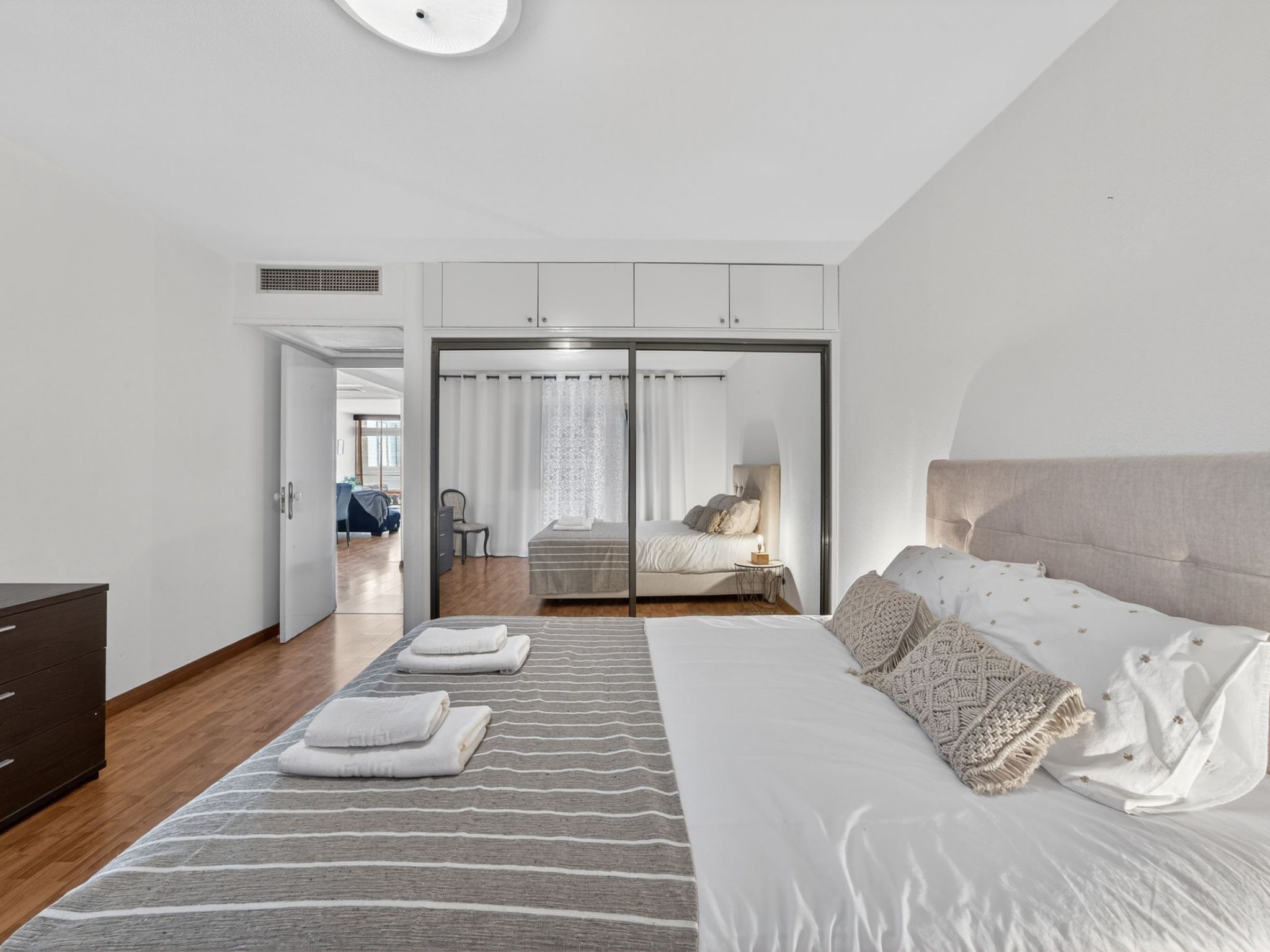 Charmante Penthouse-Wohnung in-Binnen