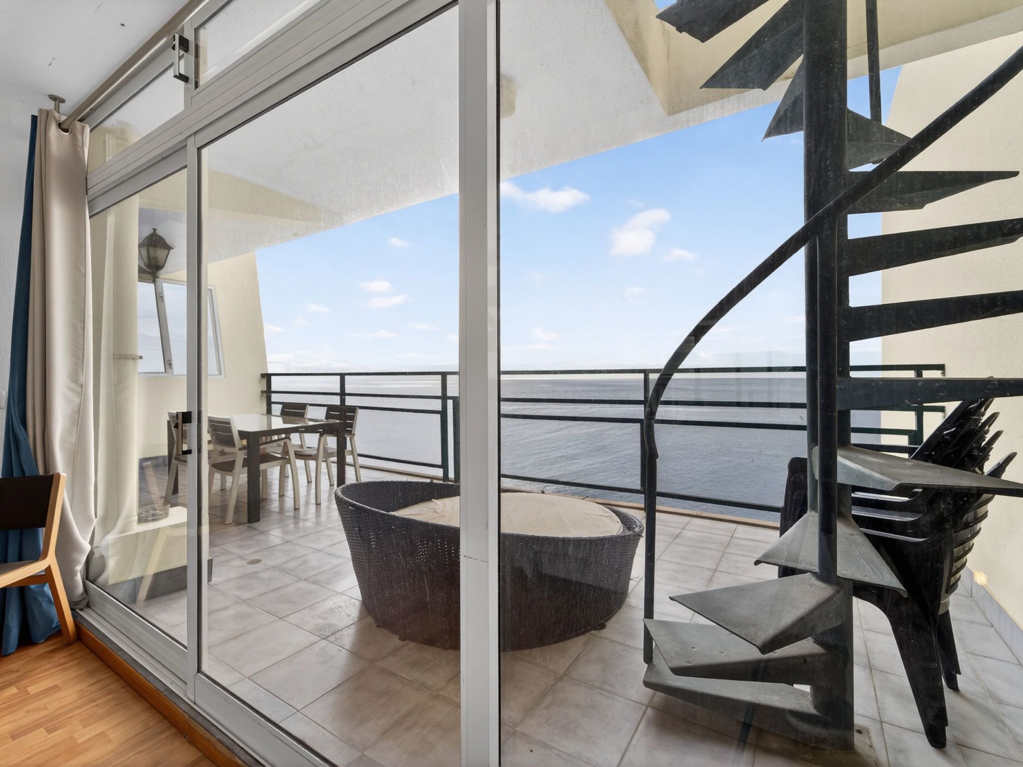 Charmante Penthouse-Wohnung in-Buiten