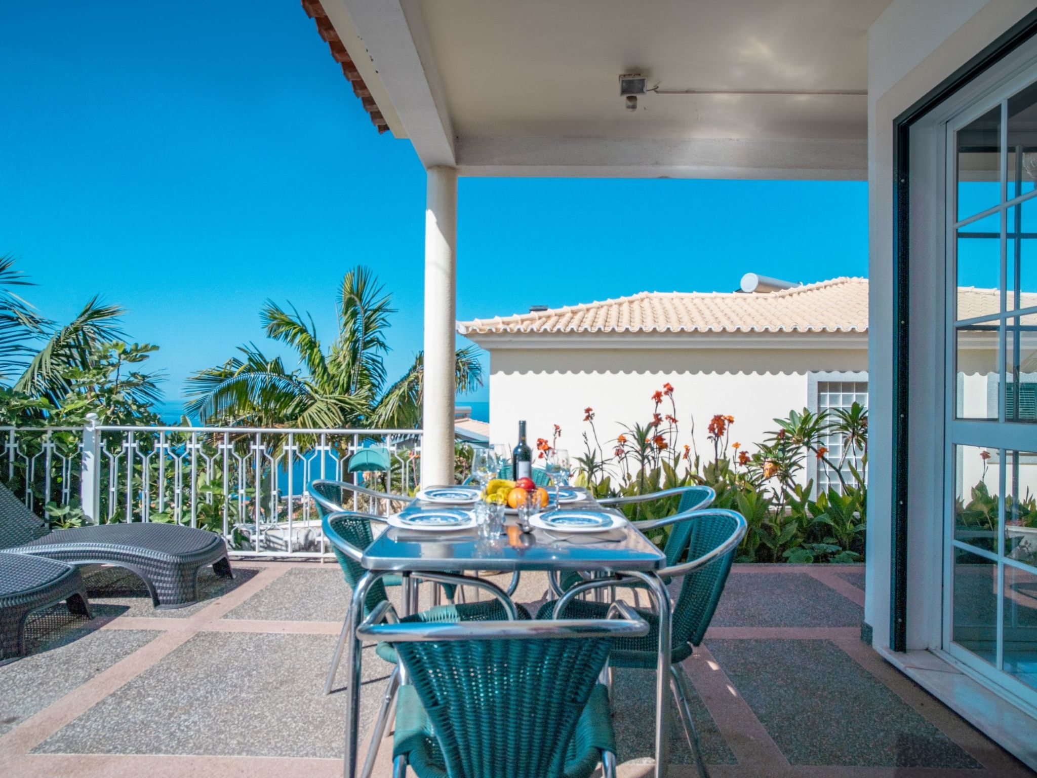 Photo of Villa mit Gartenblick