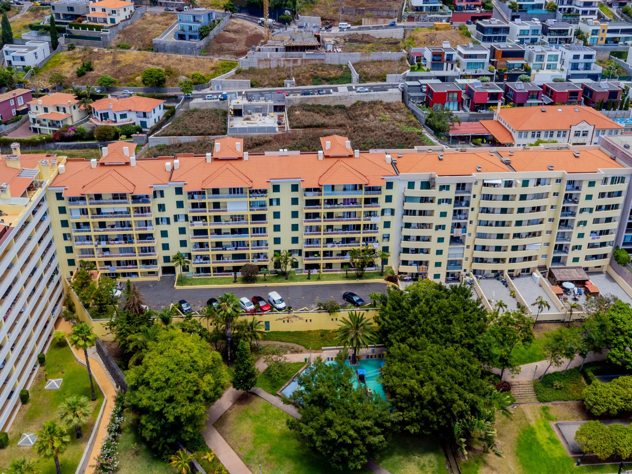 Tulipa Apartment Top