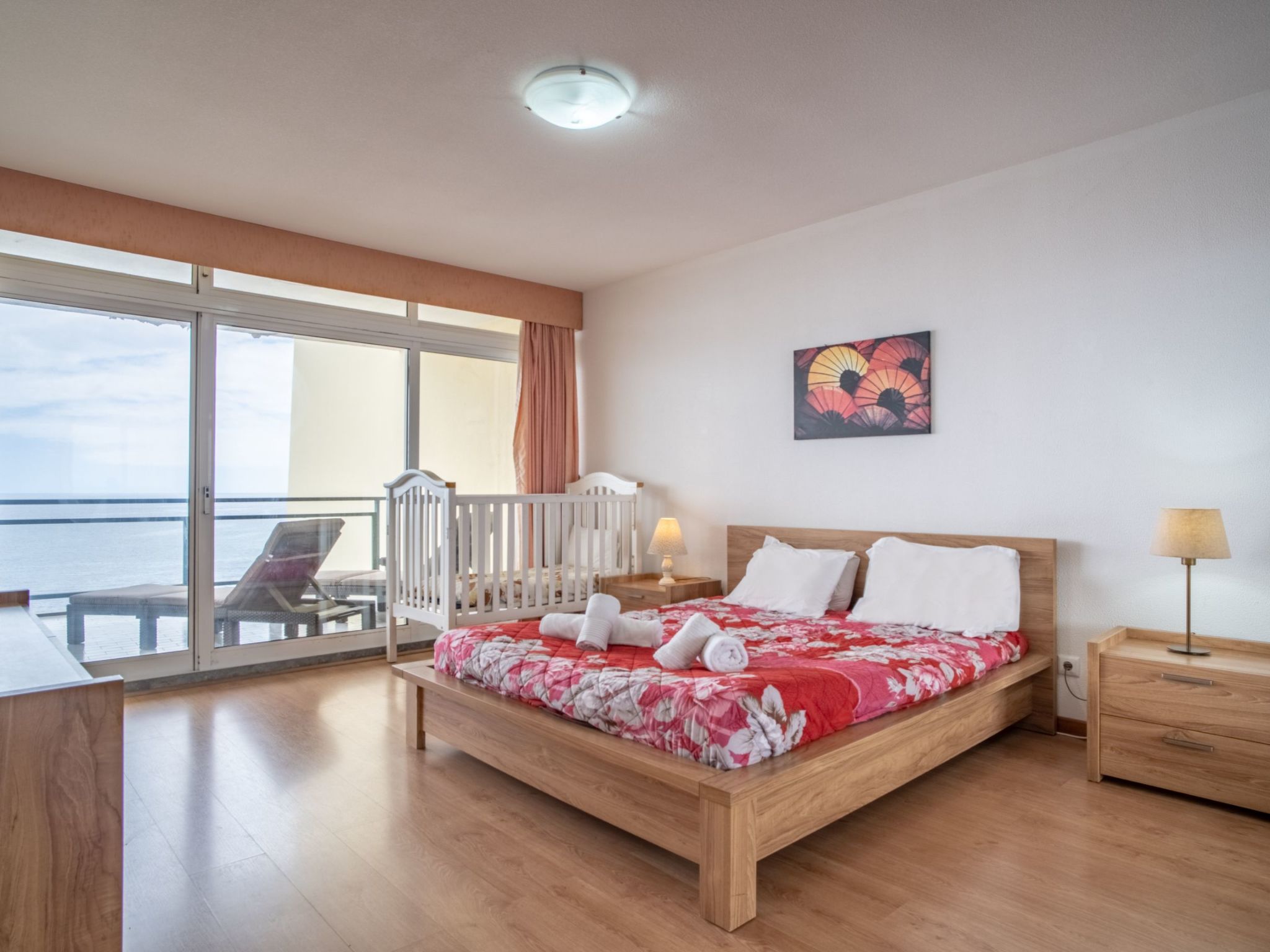 Für 6 Personen ca. 130 m&sup2; in São Martinho, Madeira (Südküste von Madeira)-Image-tags.info