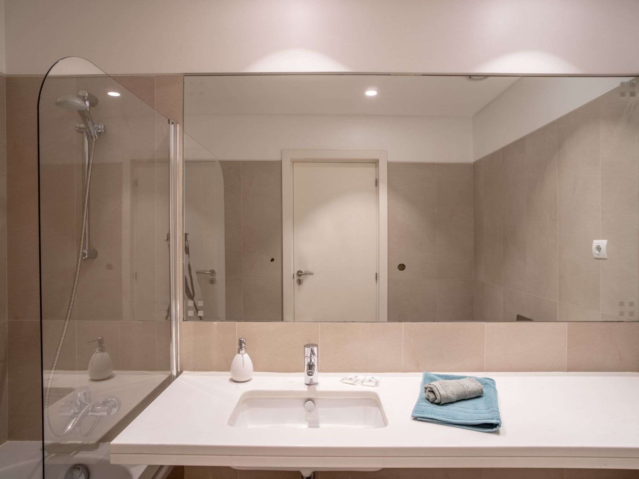 Wohnung "Freemont" mit Balkon-Image-tags.info