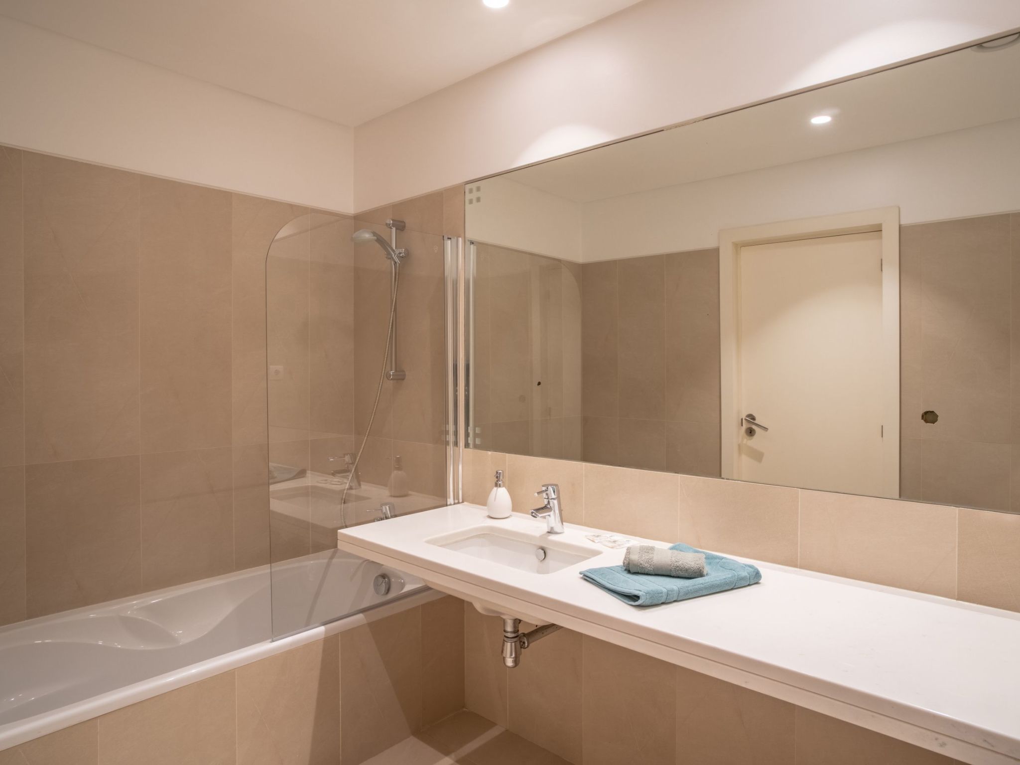 Wohnung "Freemont" mit Balkon-Image-tags.info