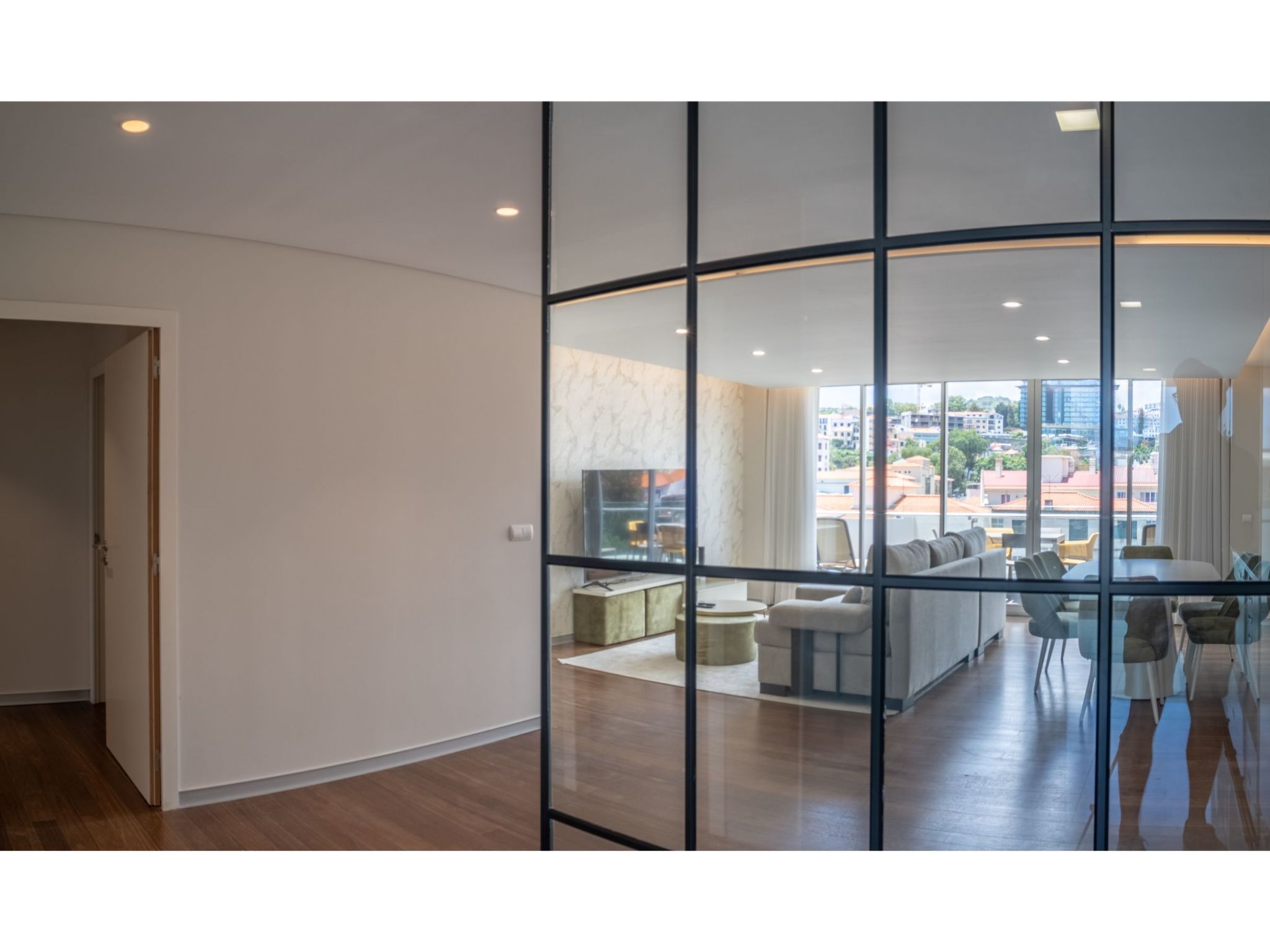 Wohnung "Freemont" mit Balkon-Image-tags.info