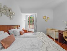 "Sofia Residence T1"
