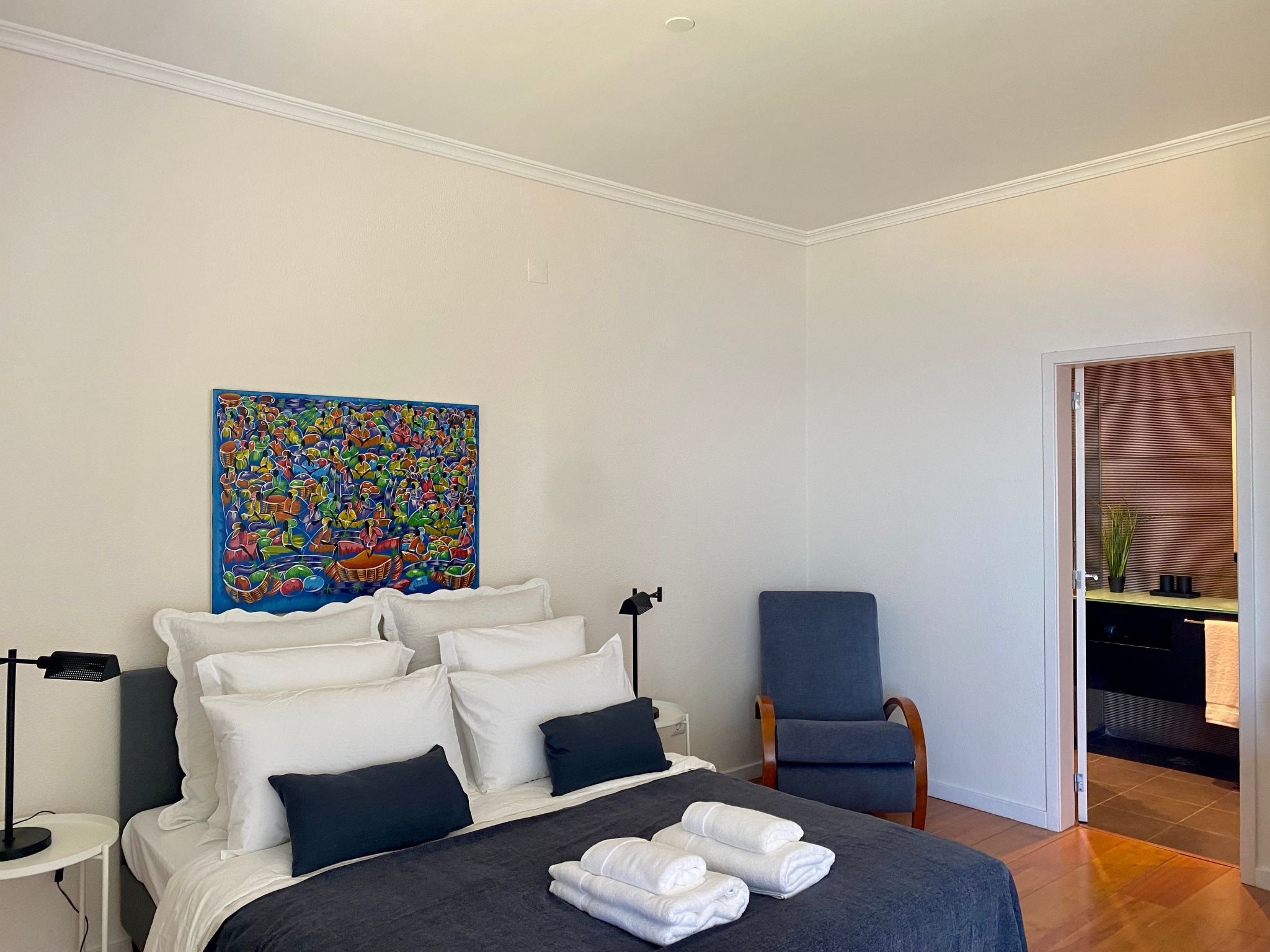 Ideales Familienhaus mit freiem Stadt- und Meerblick-Inside