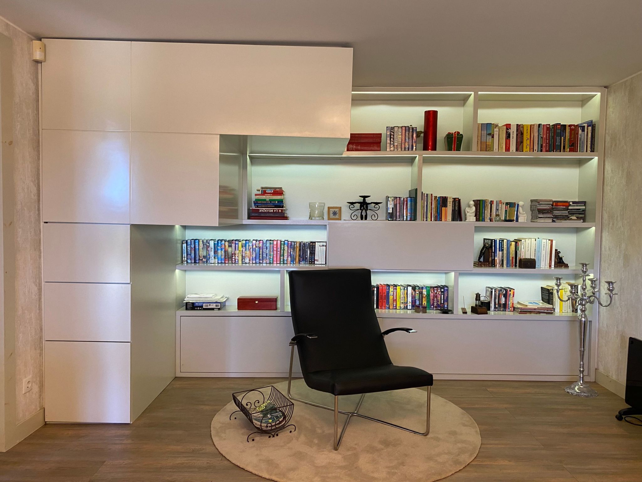 Ideales Familienhaus mit freiem Stadt- und Meerblick-Inside