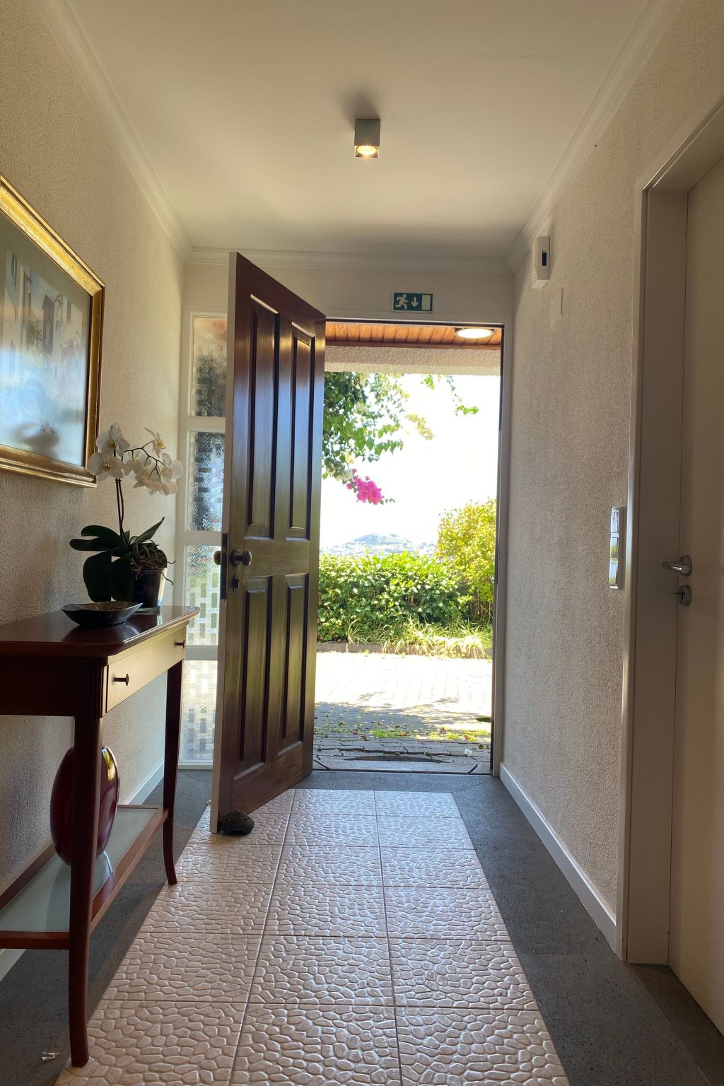 Photo of Ideales Familienhaus mit freiem Stadt- und Meerblick