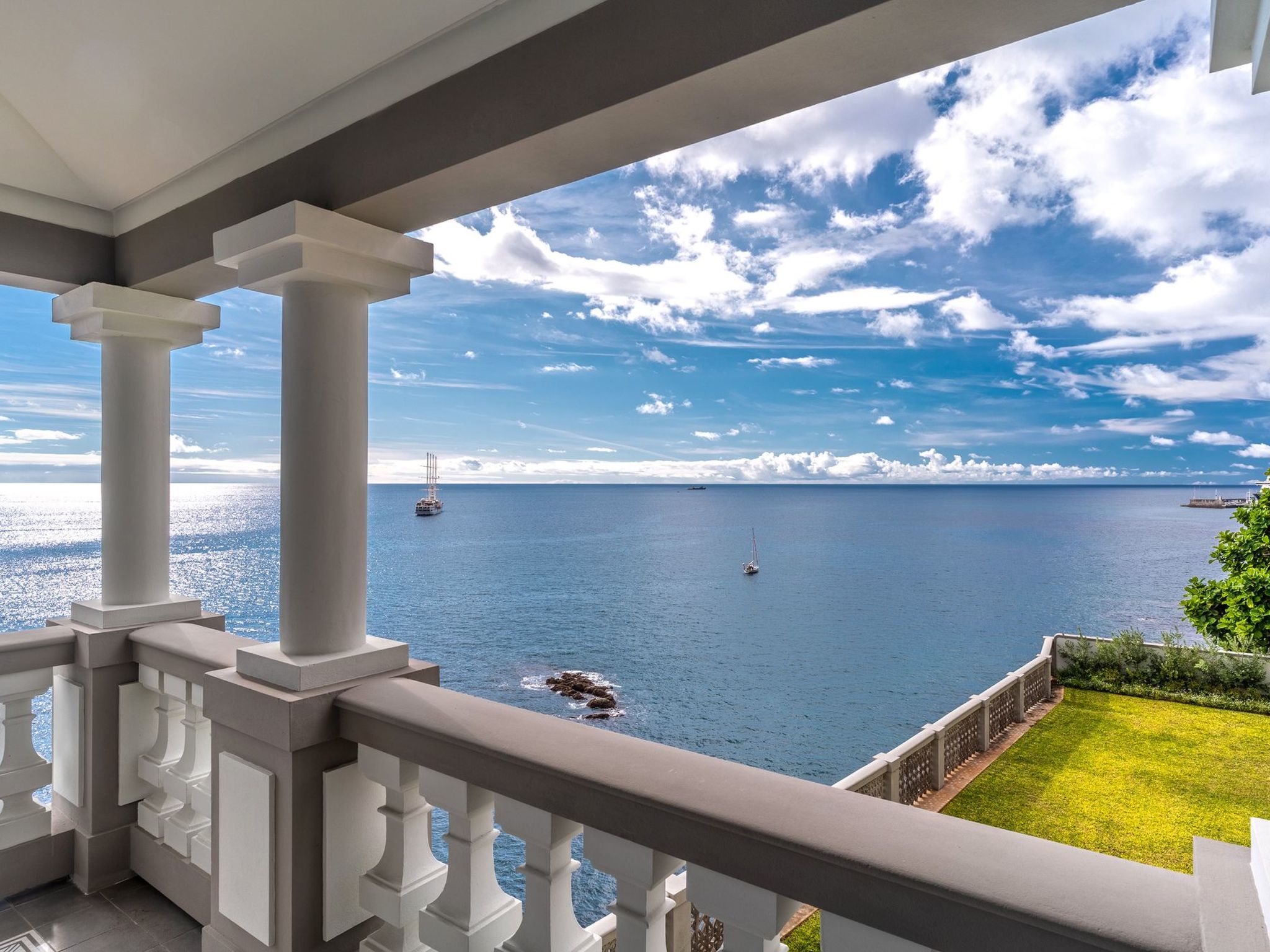 Mit Privatpool für 12 Personen in Sao Goncalo, Madeira-Image-tags.info