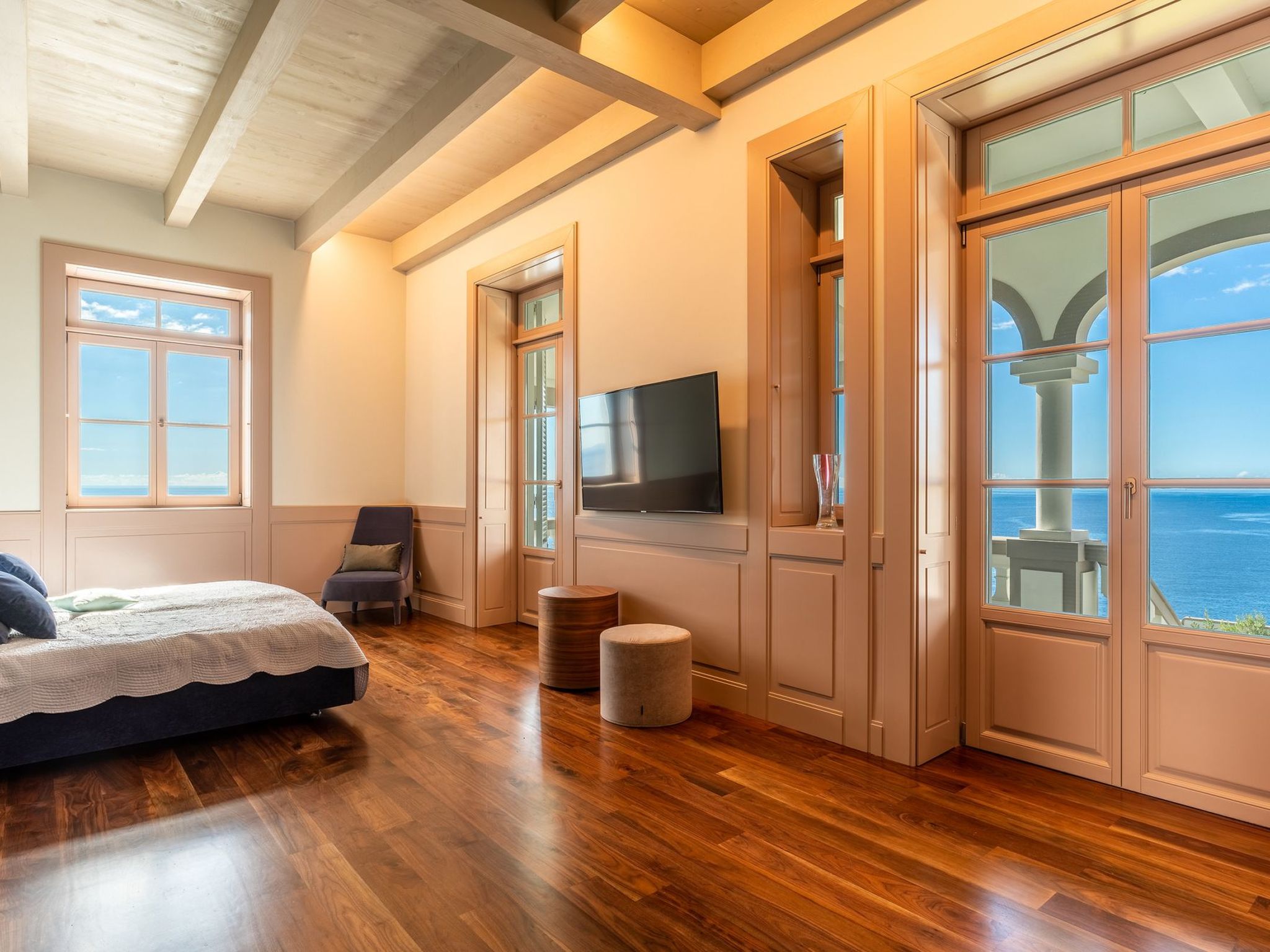 Photo of mit Privatpool für 12 Personen in Sao Goncalo, Madeira