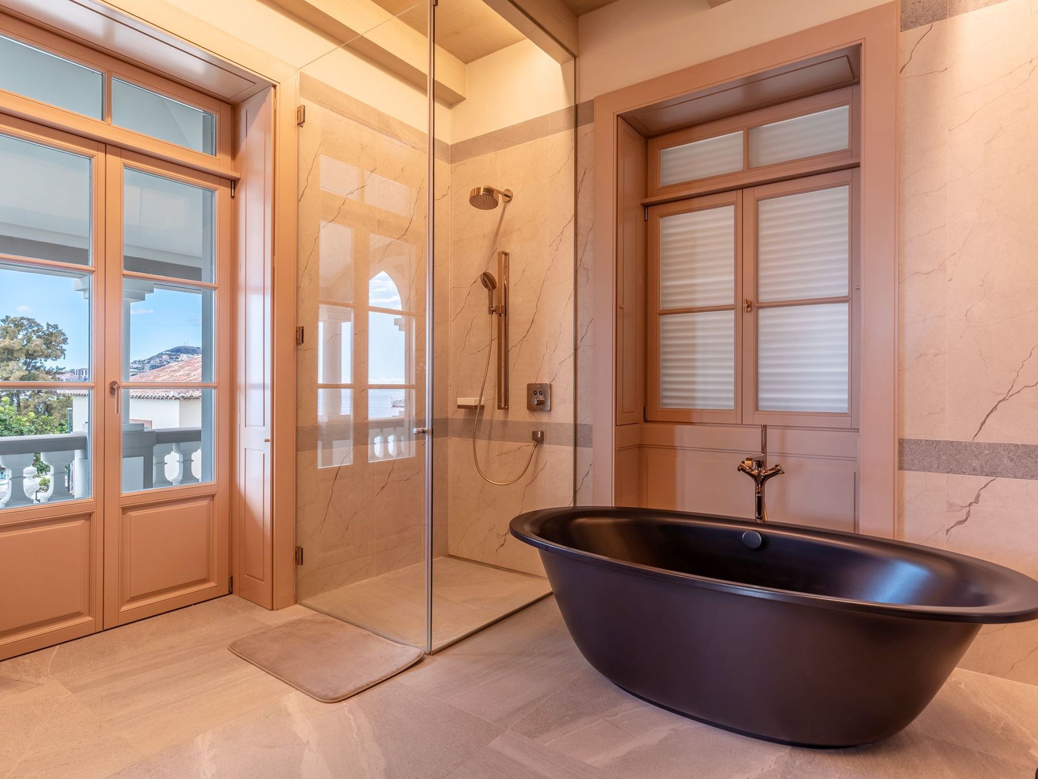 Photo of mit Privatpool für 12 Personen in Sao Goncalo, Madeira