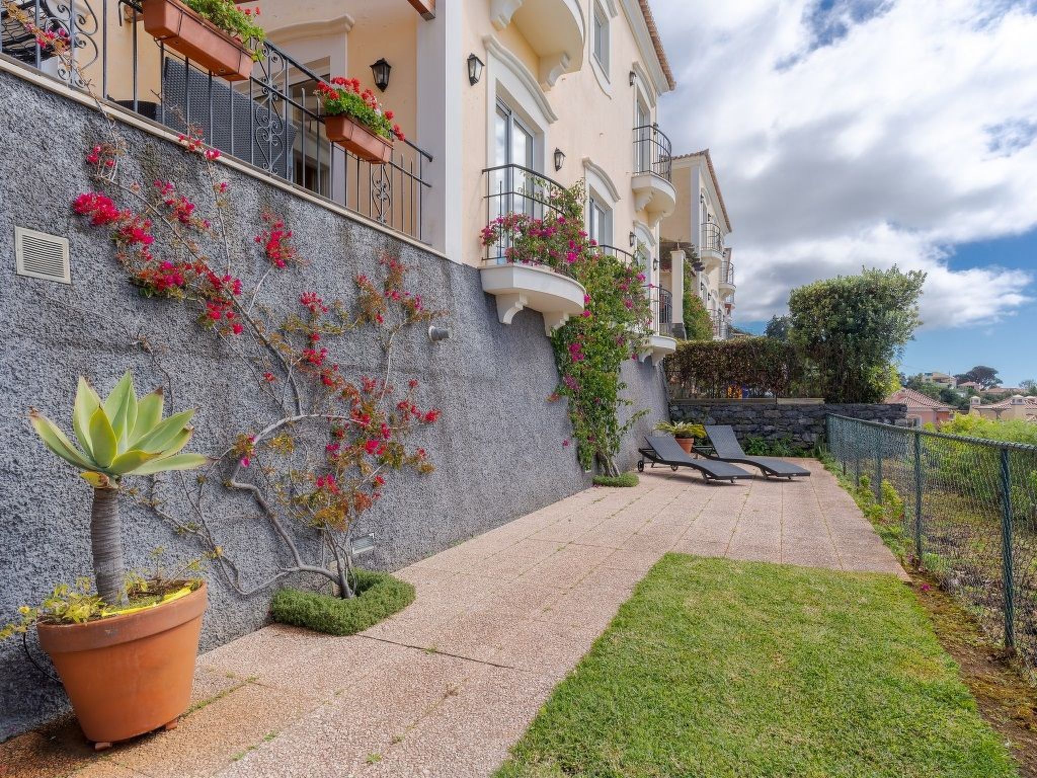 Villa Bougainvillea-Image-tags.info