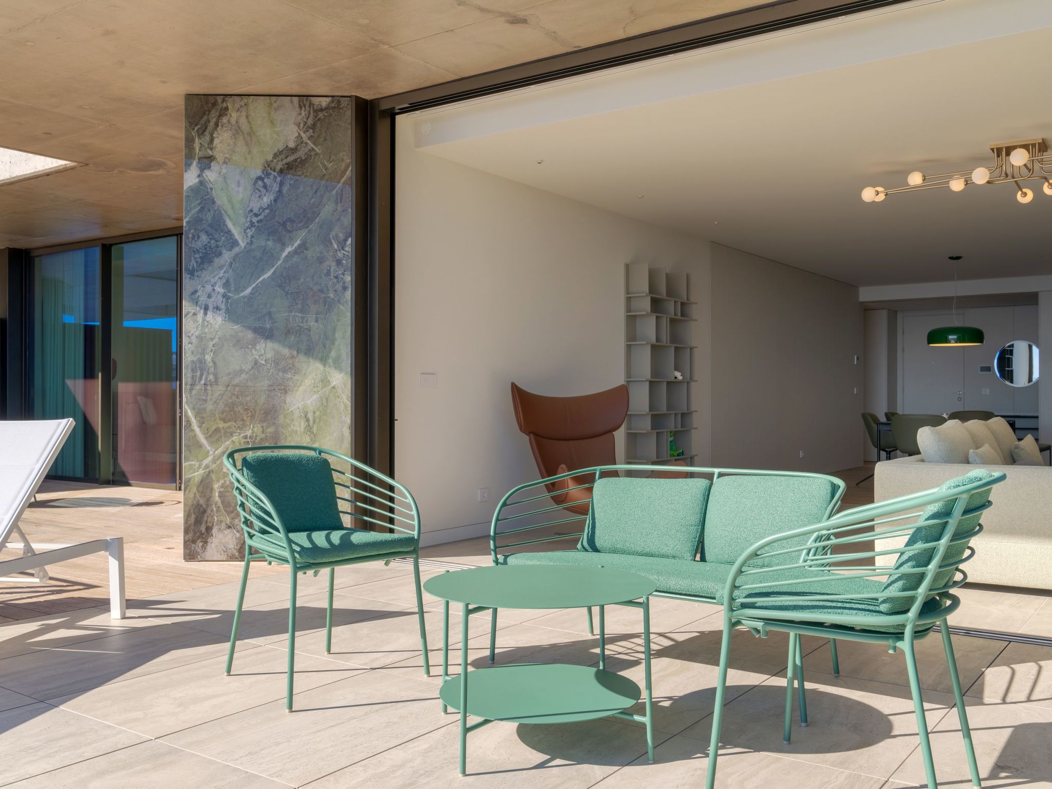 RJS Savoy Monumentalis-Inside