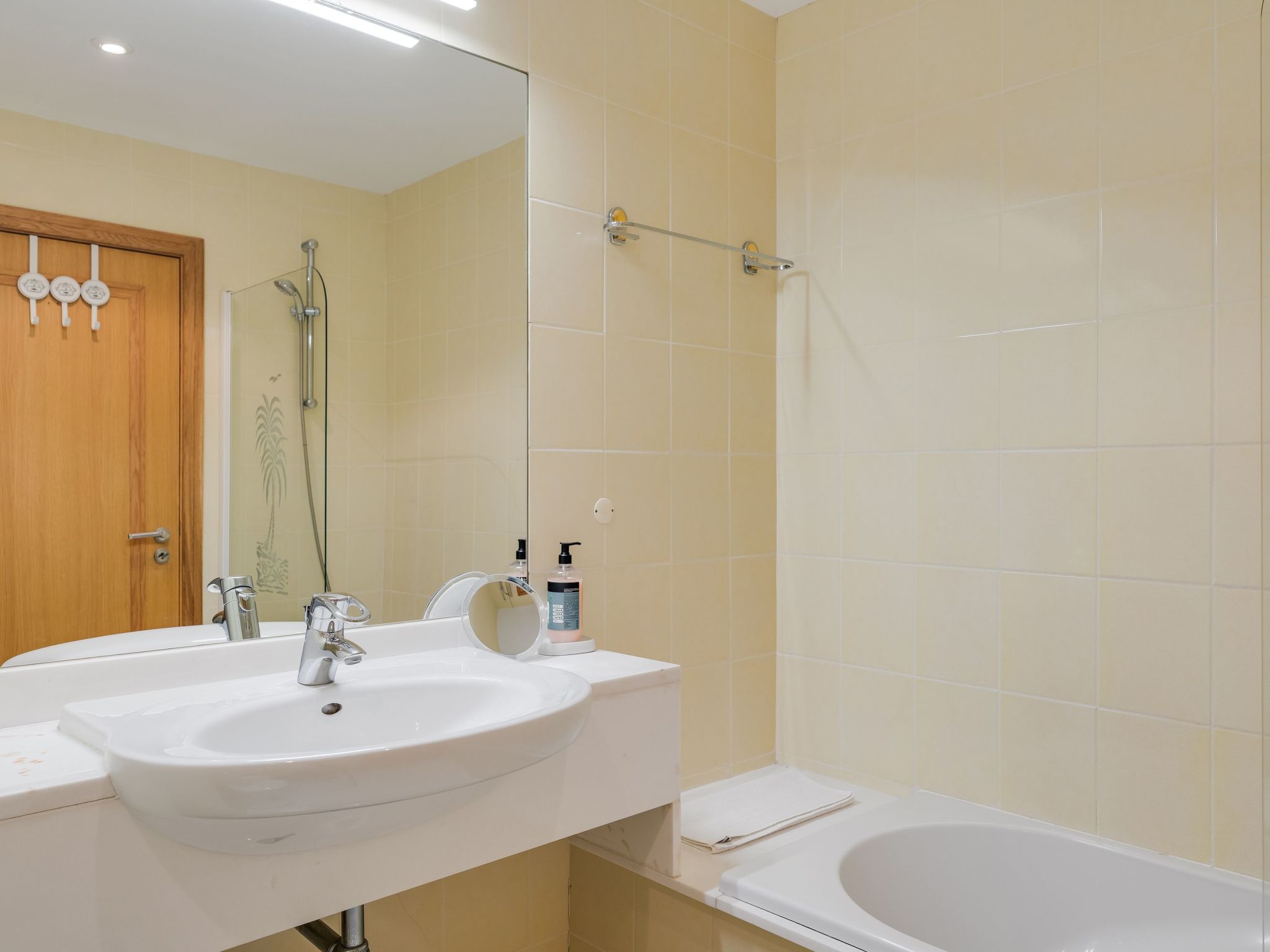 Photo of Ivis Home von HR Madeira