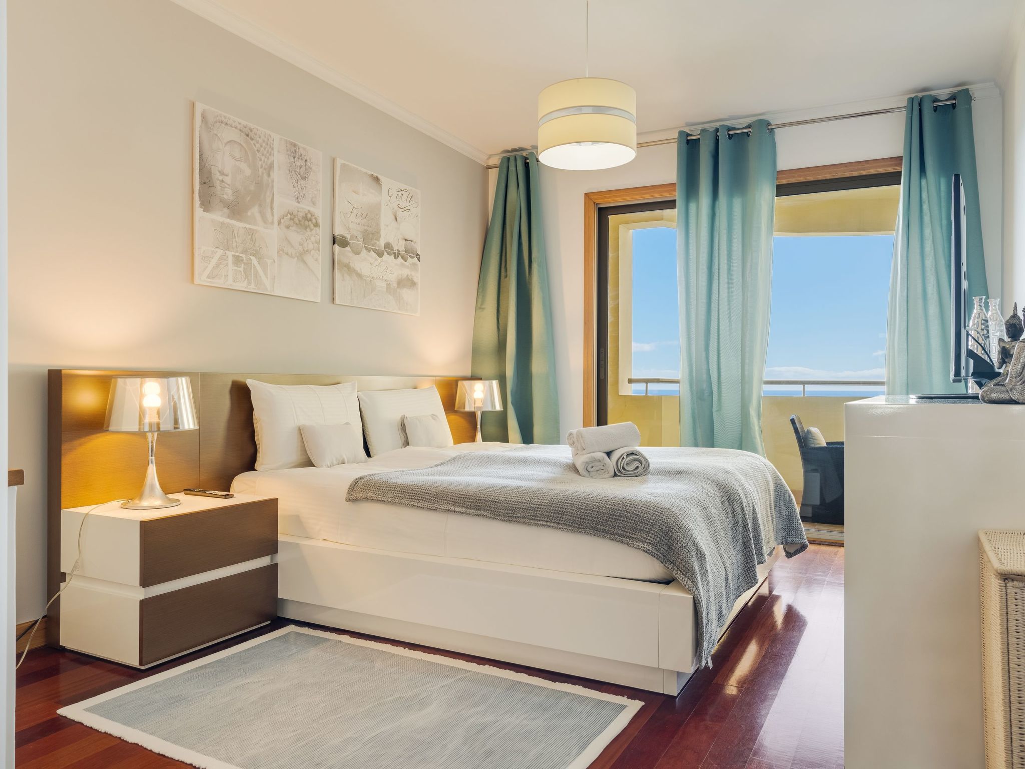 Photo of Ivis Home von HR Madeira